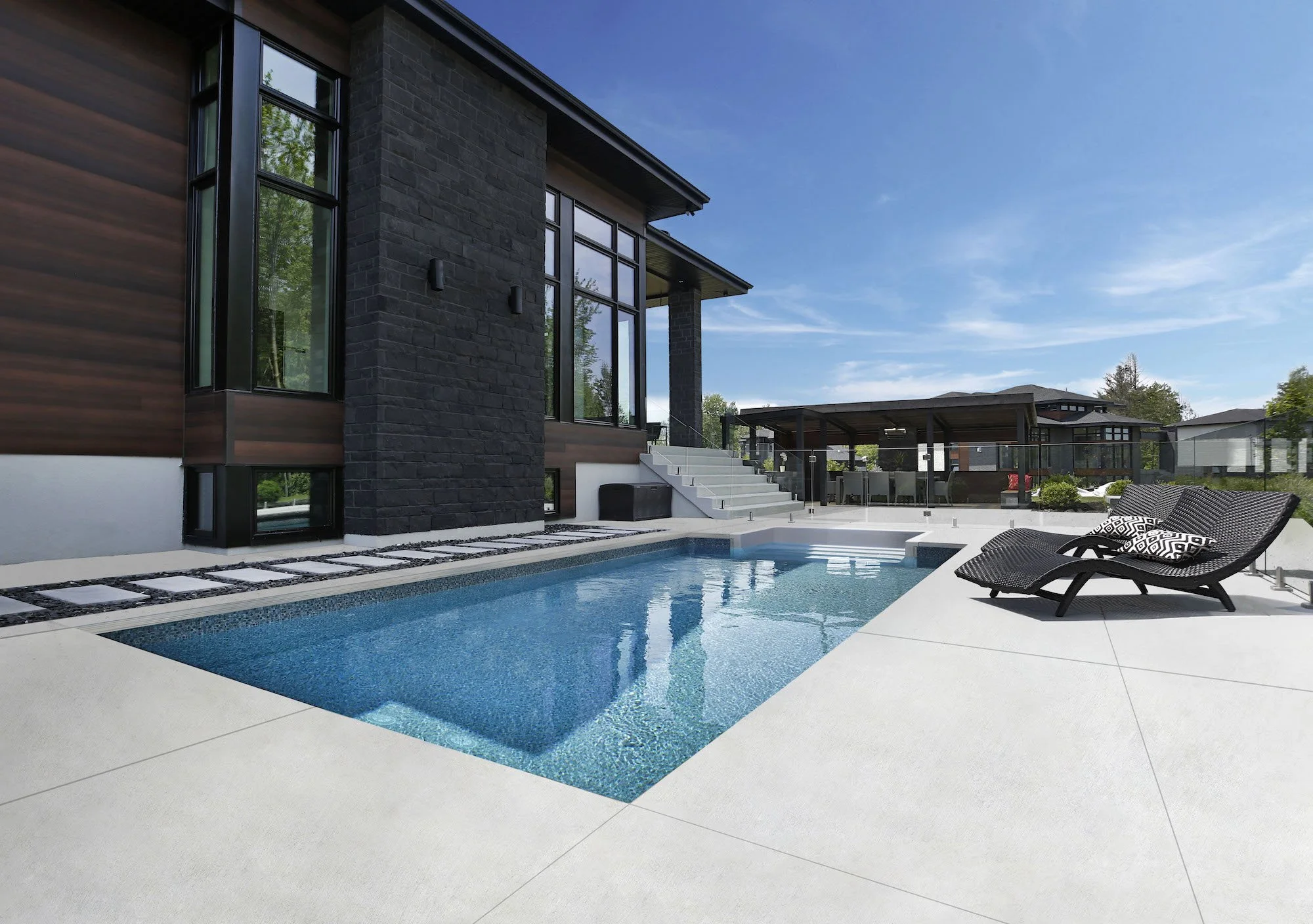 trevi-granby-piscine-creusee-evolution-3.jpg
