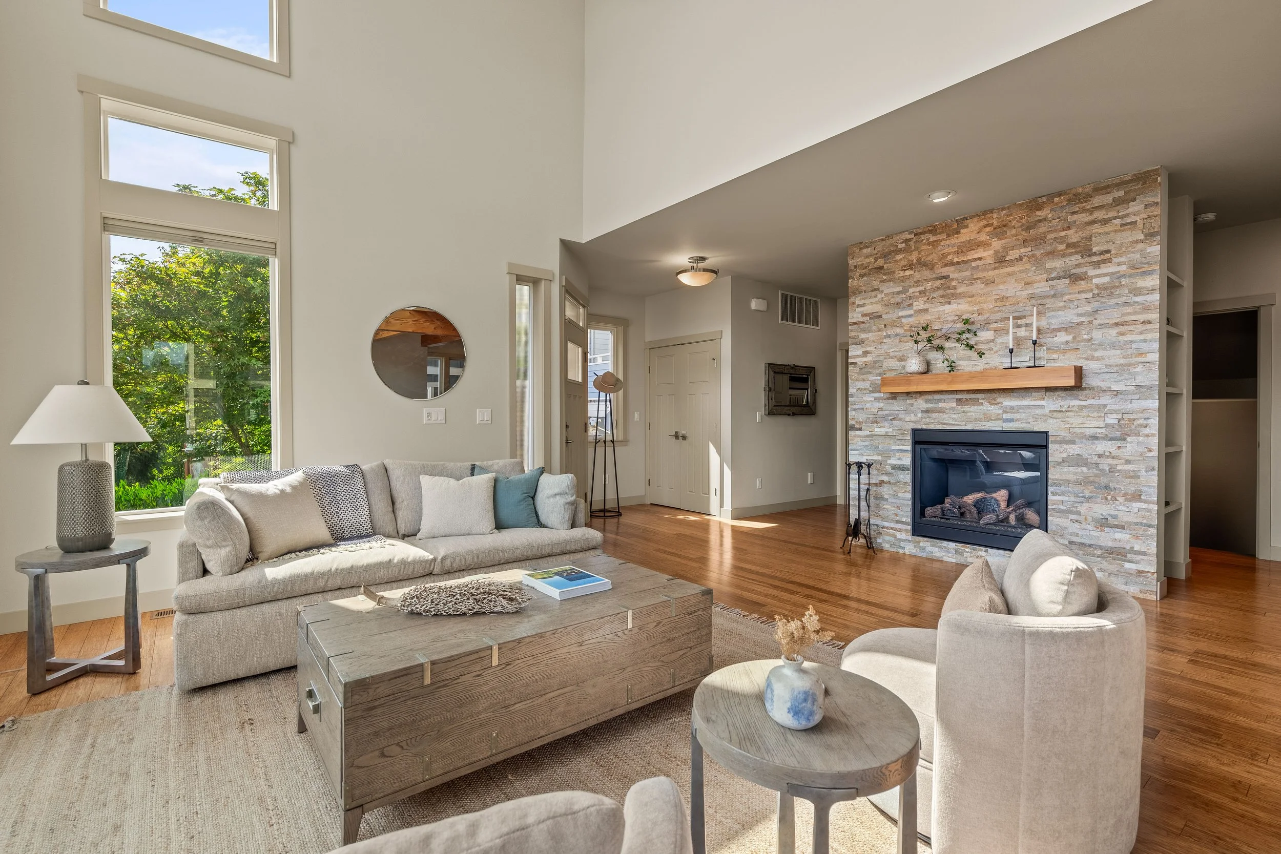 4018 E Maryland St-18.jpg