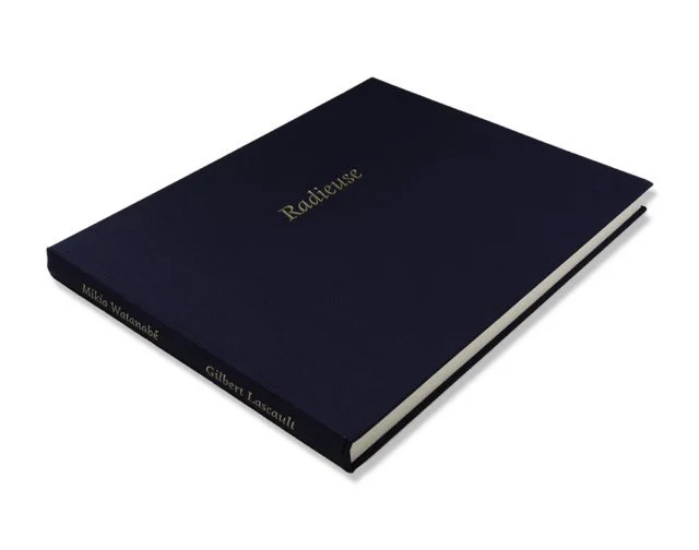 bookradieuseportfoliowithninemezzotintsbymikiowatanabetextbygilbertlascault.jpg