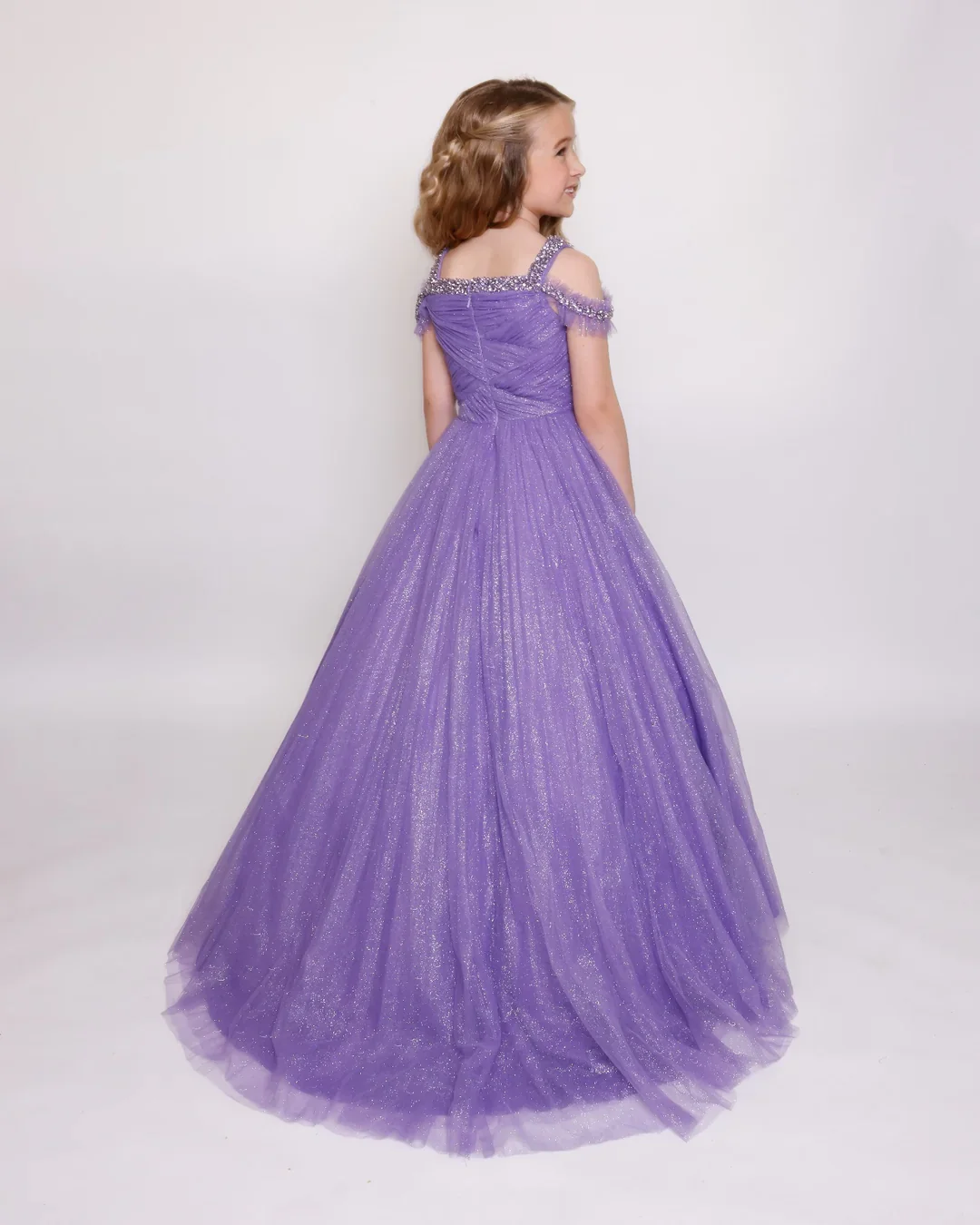 Avapresley back.webp