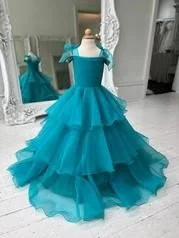 Bluegrass Beauty (Little Girls size 8)