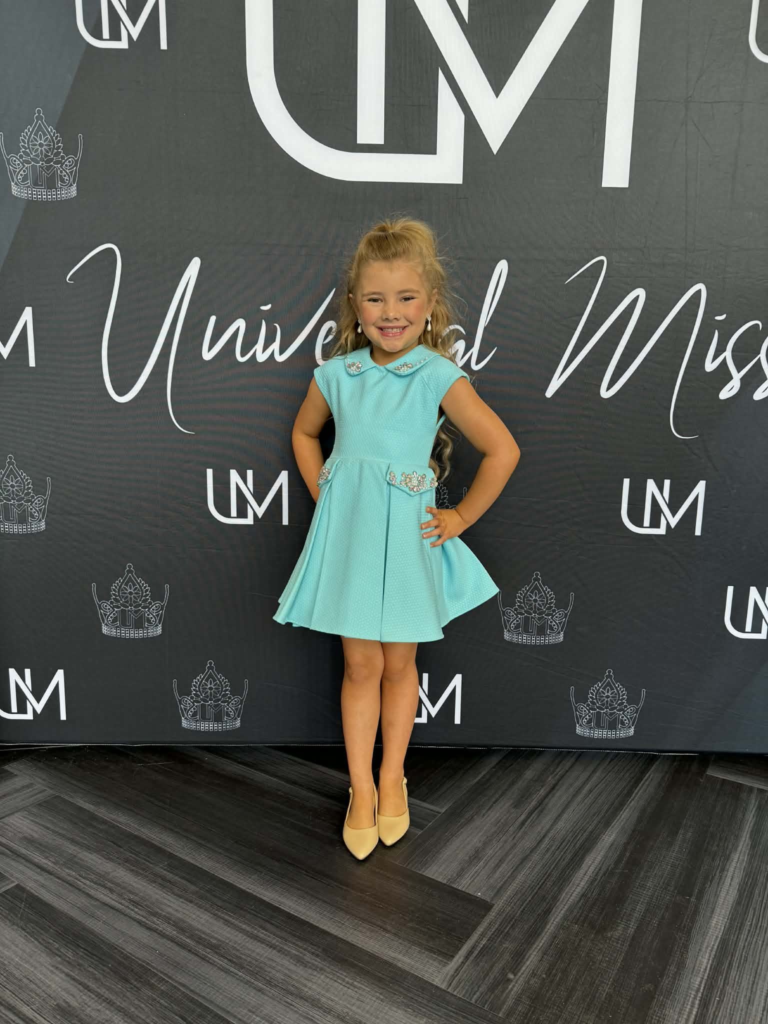 Sophisticated Sky (Gown Size 4)