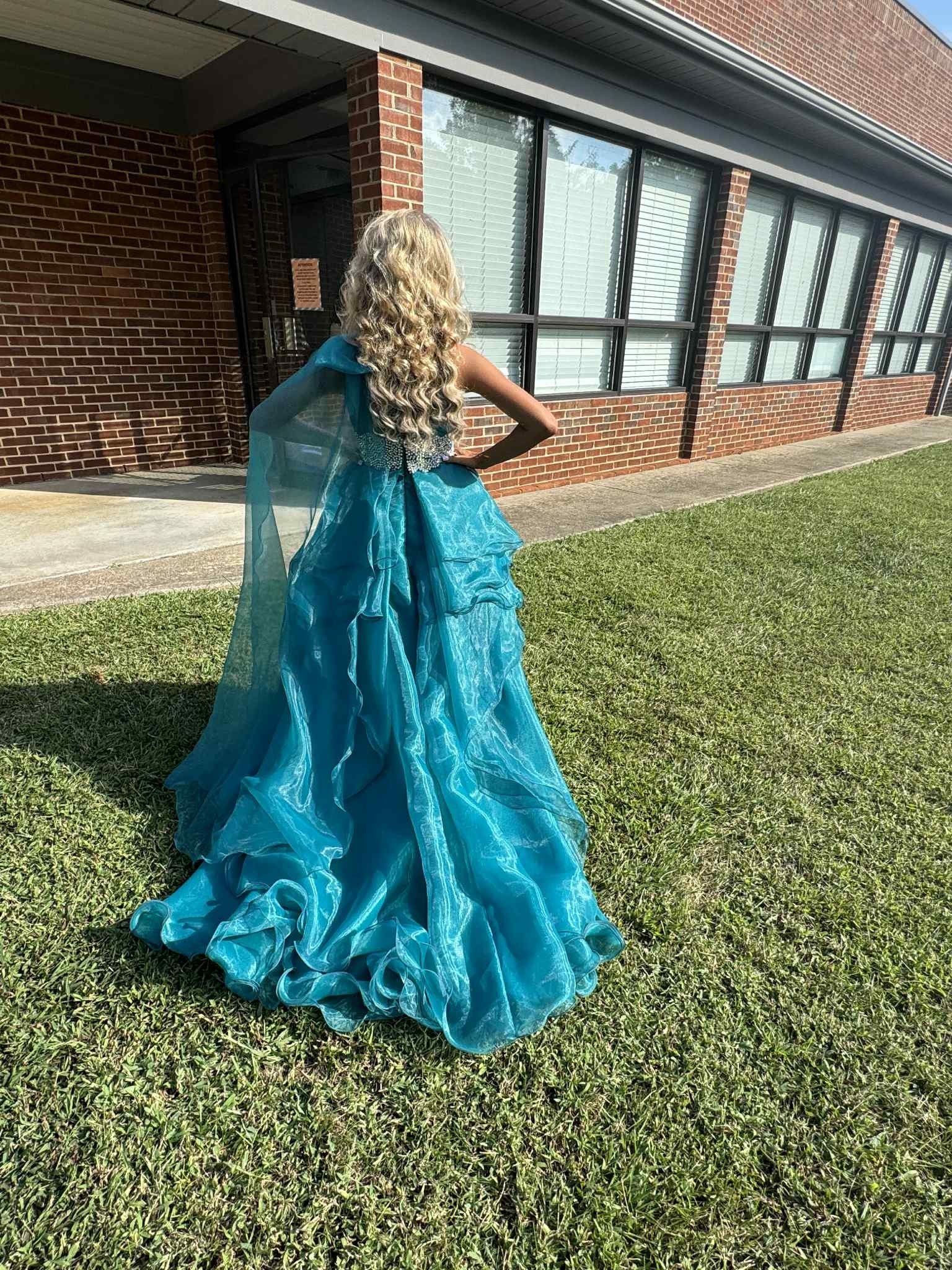 evergreen queen model back.jpg