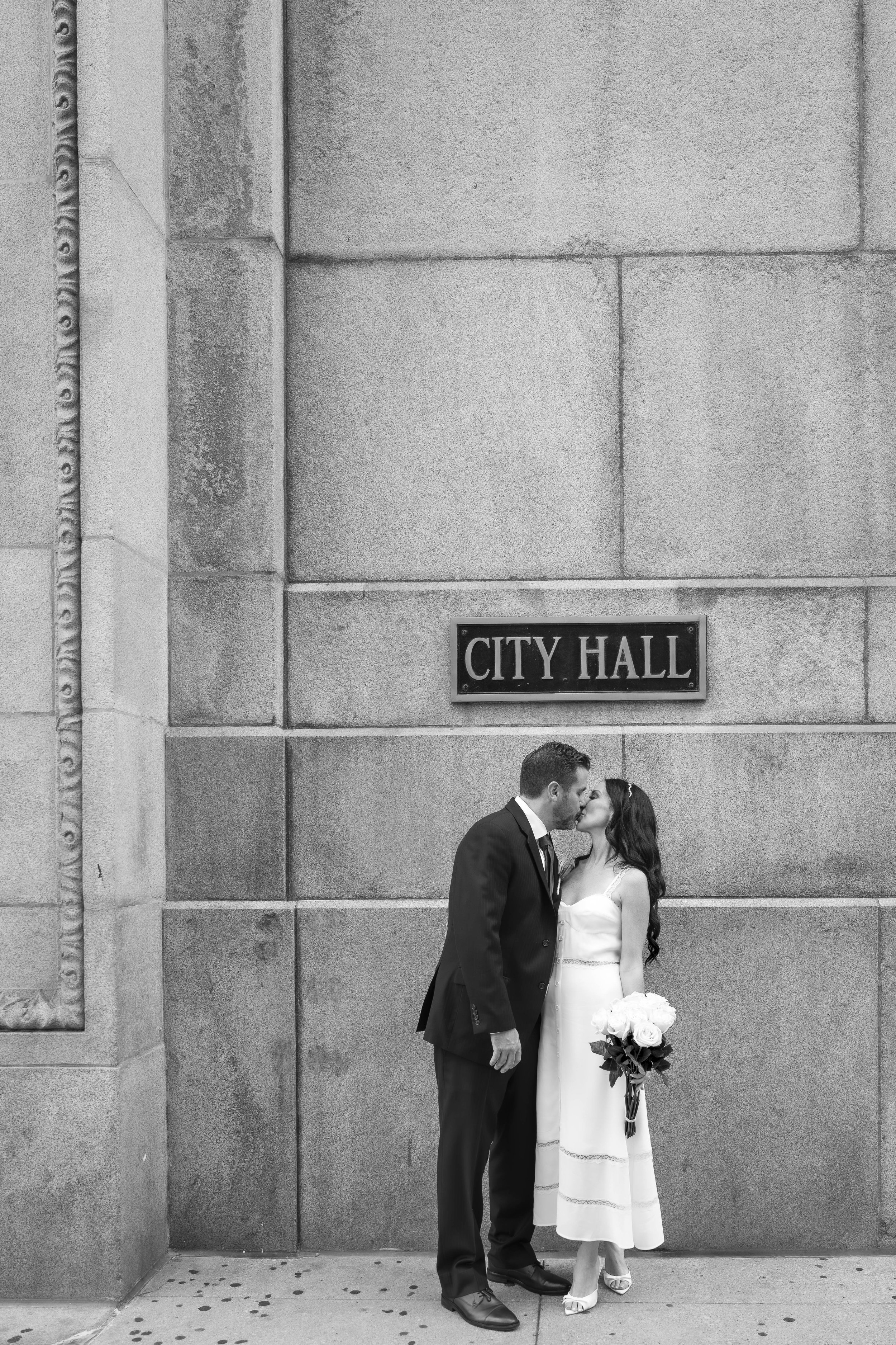 Chicago Courthouse Wedding. Chicago Courthouse Elopement. Chicago Vintage Wedding Photographer. Jarae Comstock Elopement Photographer. Chicago City Hall. Vintage Wedding. #chicagocourthouse wedding #chicagoelopement #chicagoenlopementphotographer
