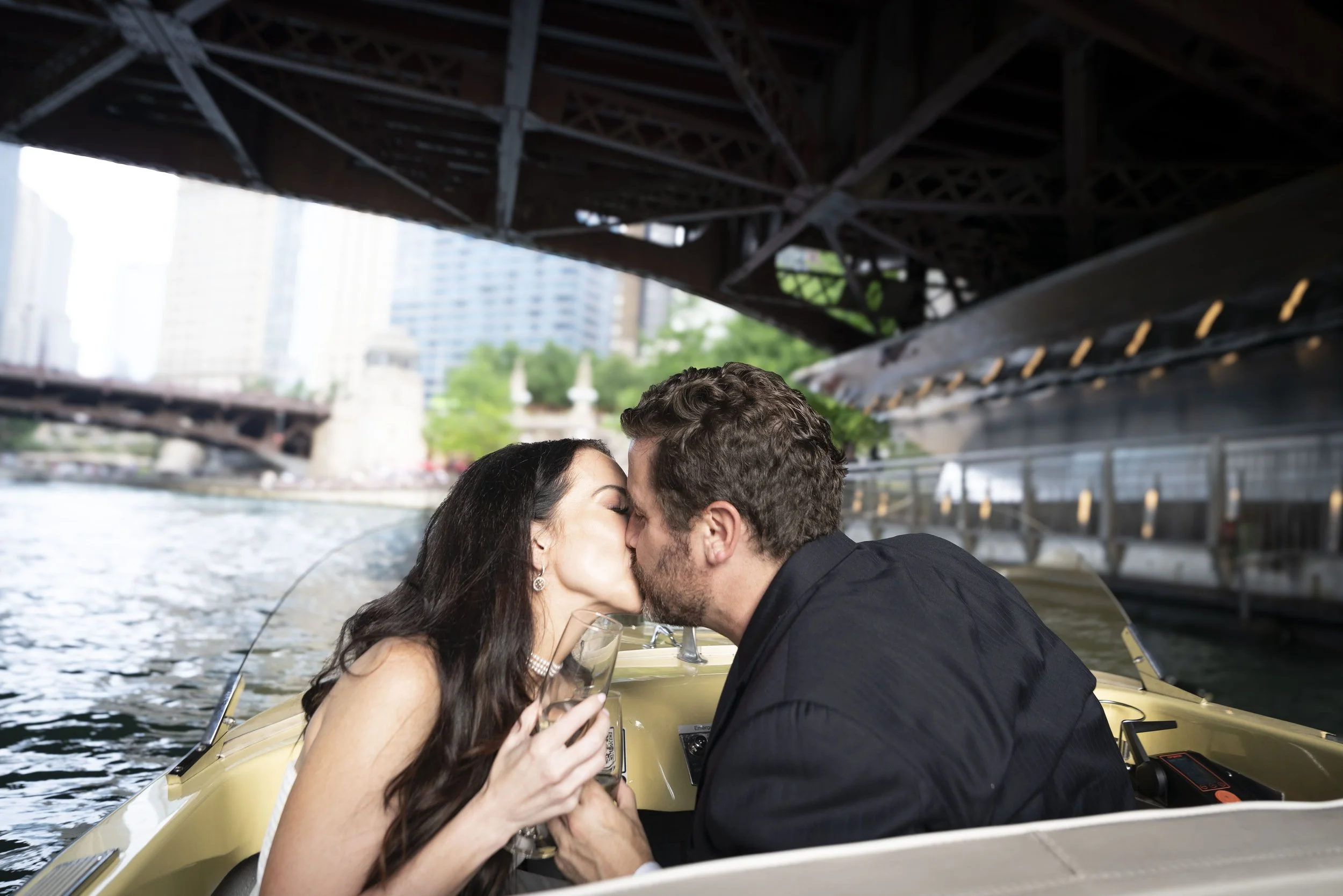 Chicago Riverwalk Engagemetnt-04.jpg