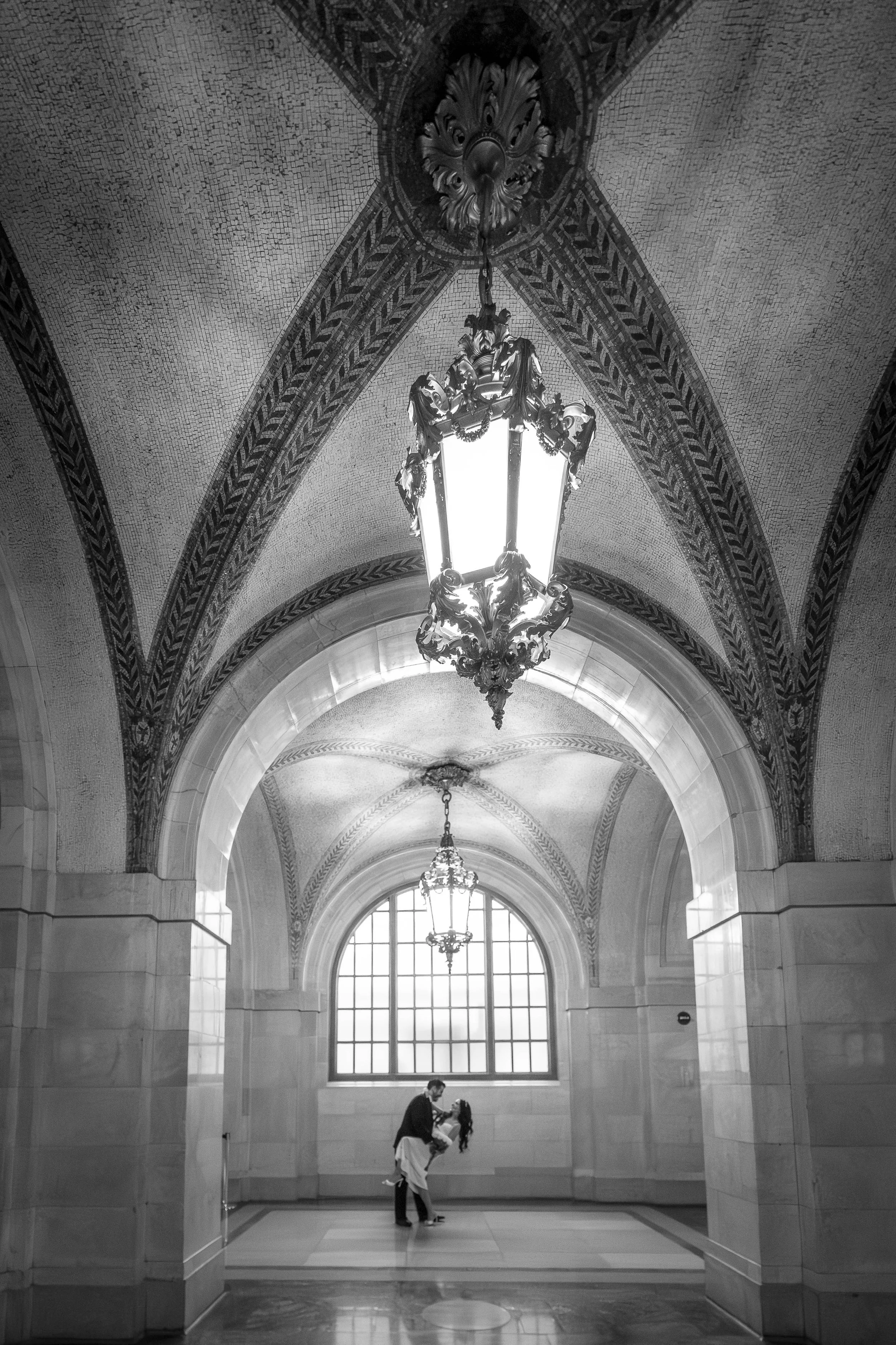 Chicago Courthouse Wedding. Chicago Courthouse Elopement. Chicago Vintage Wedding Photographer. Jarae Comstock Elopement Photographer. Chicago City Hall. Vintage Wedding. #chicagocourthouse wedding #chicagoelopement #chicagoenlopementphotographer