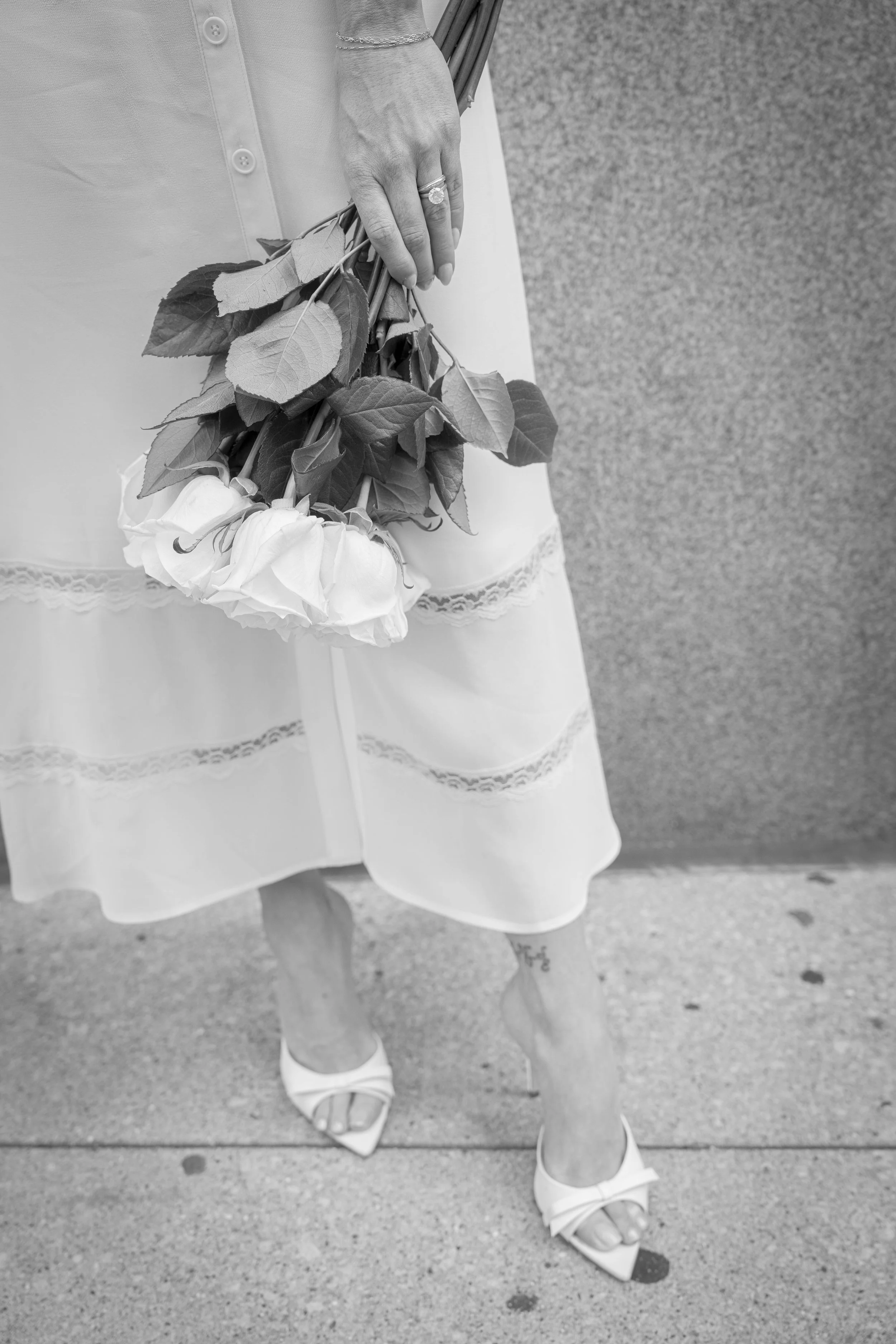 Chicago Courthouse Wedding. Chicago Courthouse Elopement. Chicago Vintage Wedding Photographer. Jarae Comstock Elopement Photographer. Chicago City Hall. Vintage Wedding. #chicagocourthouse wedding #chicagoelopement #chicagoenlopementphotographer
