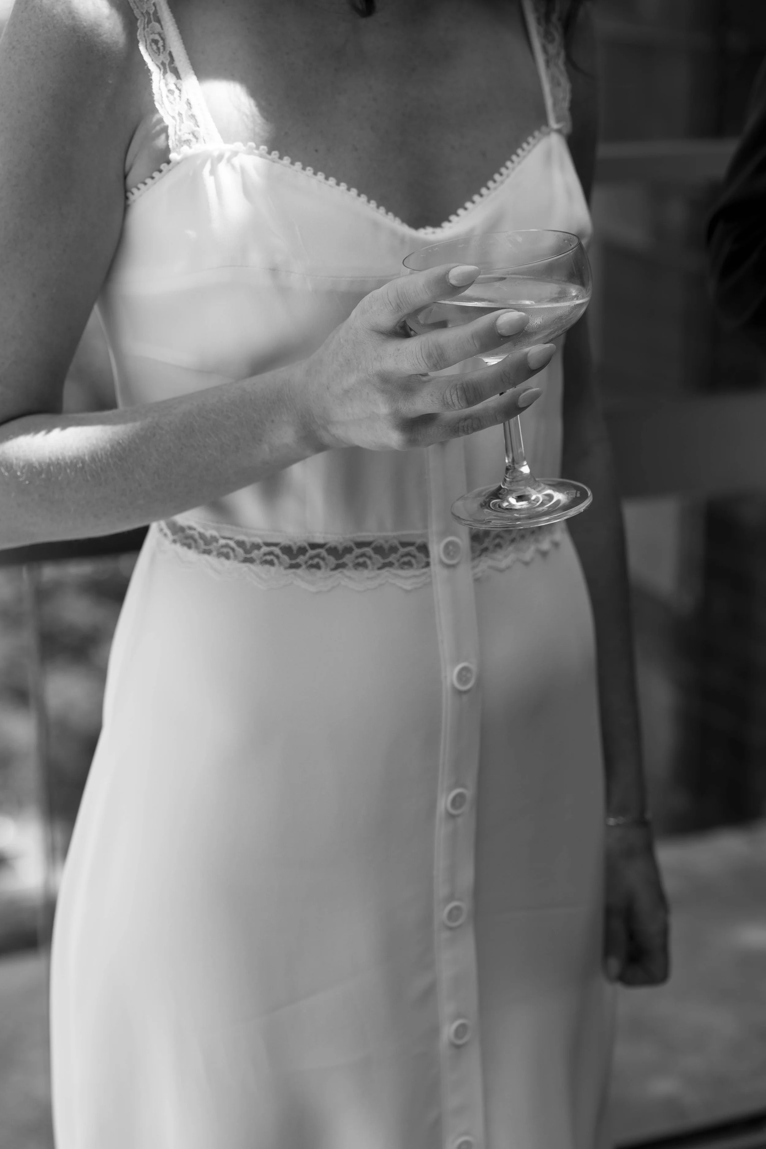 Chicago Courthouse Wedding. Chicago Courthouse Elopement. Chicago Vintage Wedding Photographer. Jarae Comstock Elopement Photographer. Chicago City Hall