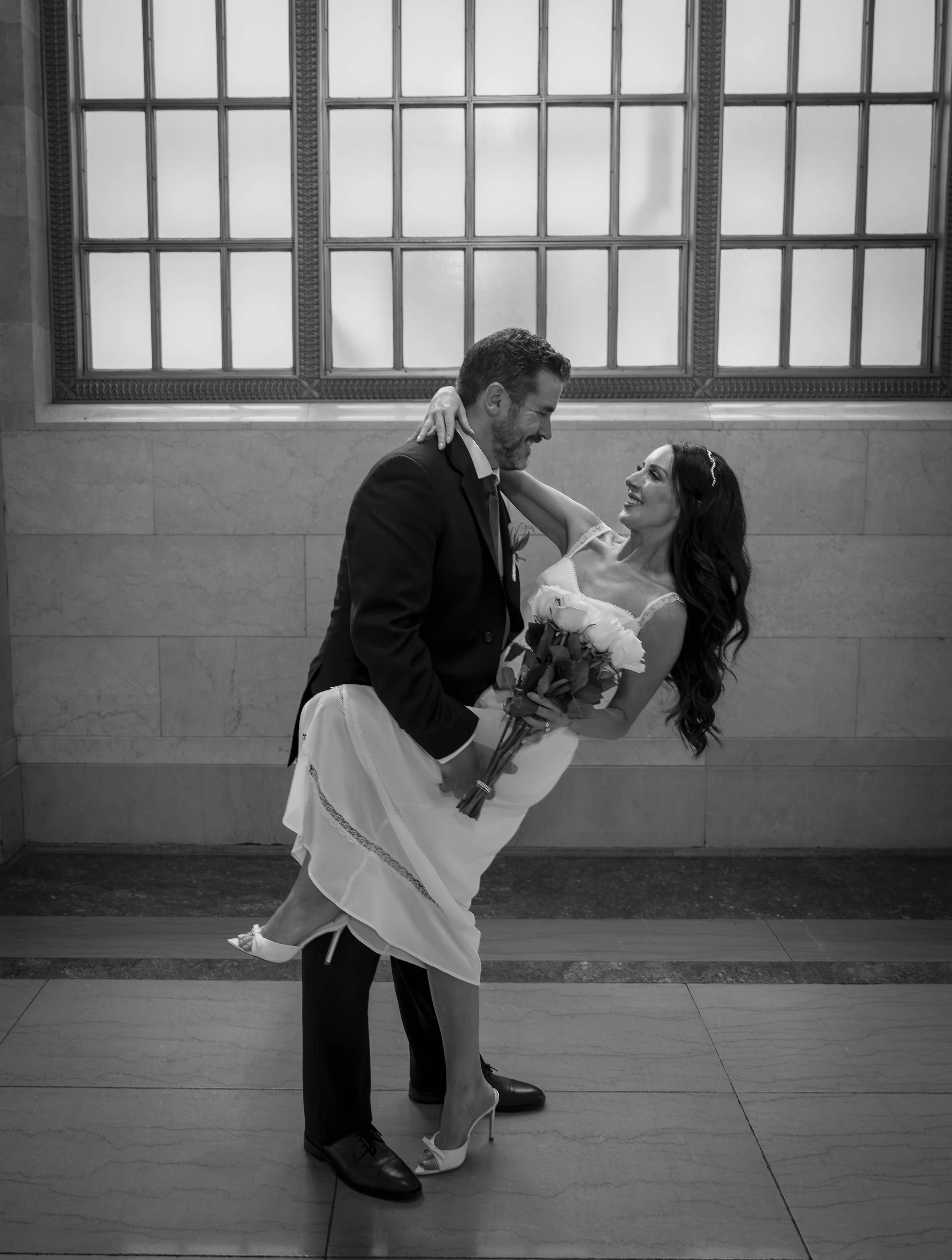 Chicago Courthouse Wedding. Chicago Courthouse Elopement. Chicago Vintage Wedding Photographer. Jarae Comstock Elopement Photographer. Chicago City Hall. Vintage Wedding. #chicagocourthouse wedding #chicagoelopement #chicagoenlopementphotographer