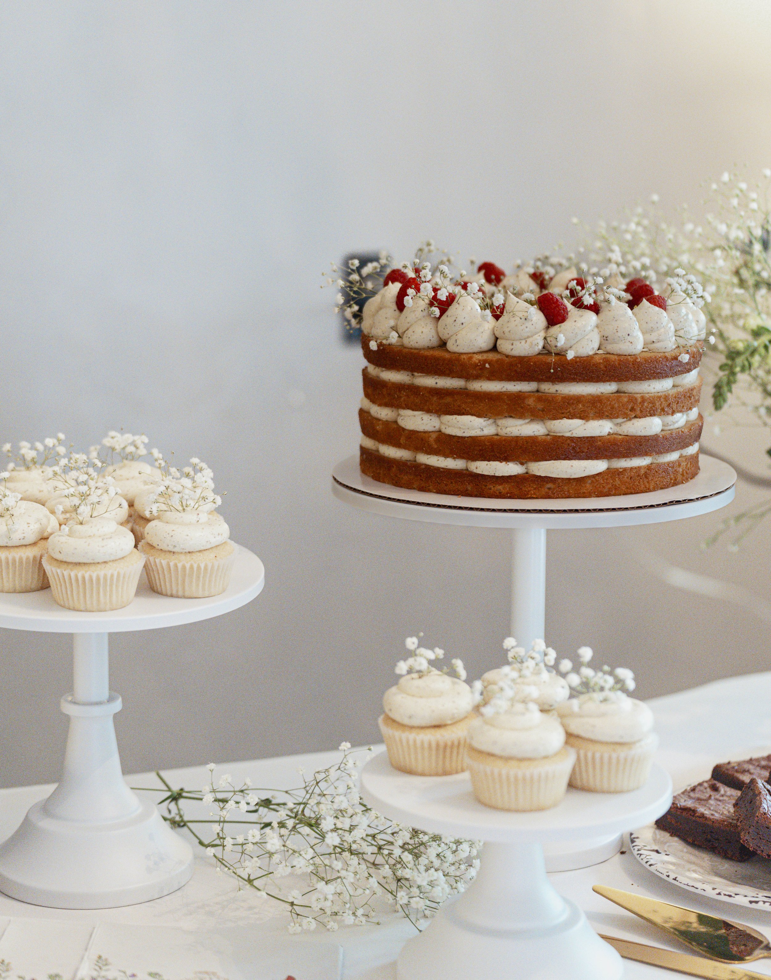Intimate wedding photographer Chicago, Chicago elopement photography, Small wedding photographer Chicago, Chicago destination wedding photographer, Chicago wedding photographer, Downtown Chicago elopement, Chicago micro wedding photographer