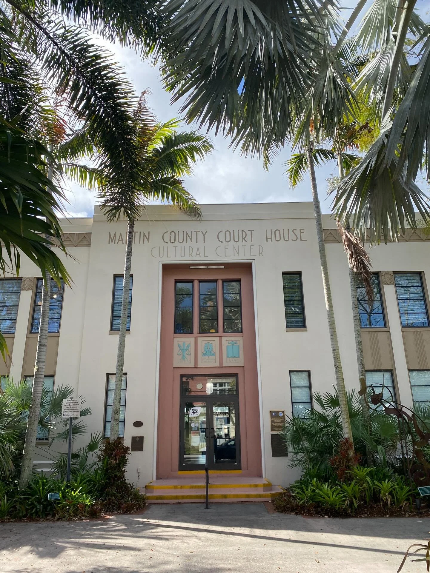 My Toastmasters club, @talkingheadsofstuart had our first meeting in our new location this morning! The Courthouse Cultural Center, near downtown Stuart, is such a perfect location for us. Each week during our meeting, we will be surrounded by inspir