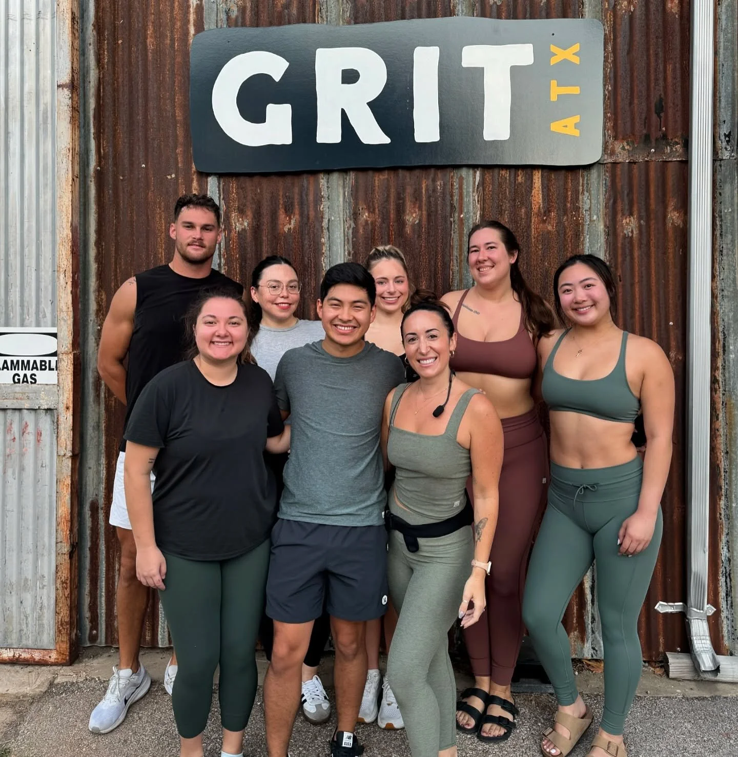 Big things happening at @grit_atx this morning ☀️ 

Shoutout to the amazing @vuoriclothing ATX team who showed up to ~ work ~ (with only 1 broken nail casualty) and a very happy birthday to you Amanda! 🎂✨