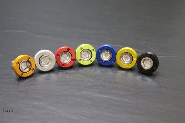 tretkurbelschraube-bunter-ring-7-farben_1517_0.jpg