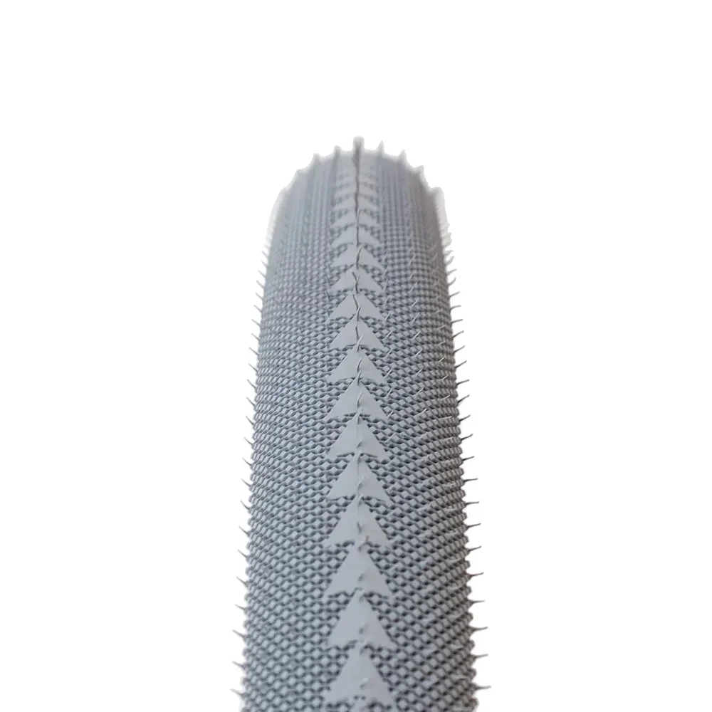 Ultradynamico_CAVA_Rozzo_700c_x_42_tread_cap_top.webp