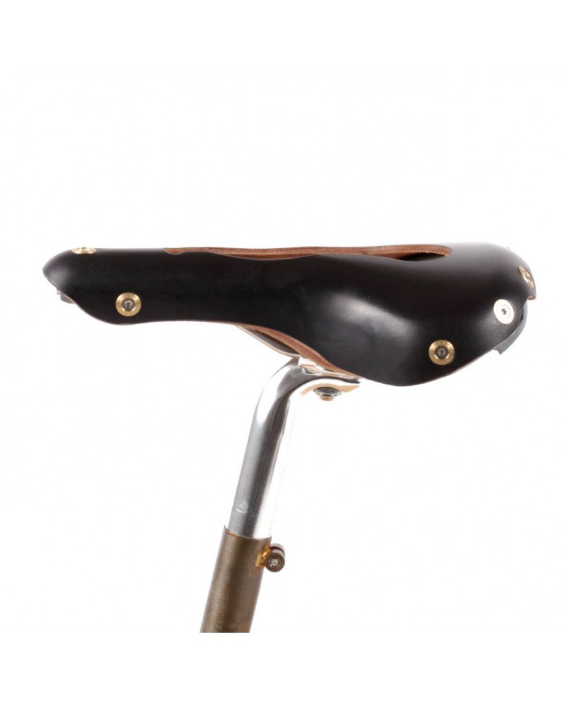 leather-saddle-aspin-open-black (1).jpg