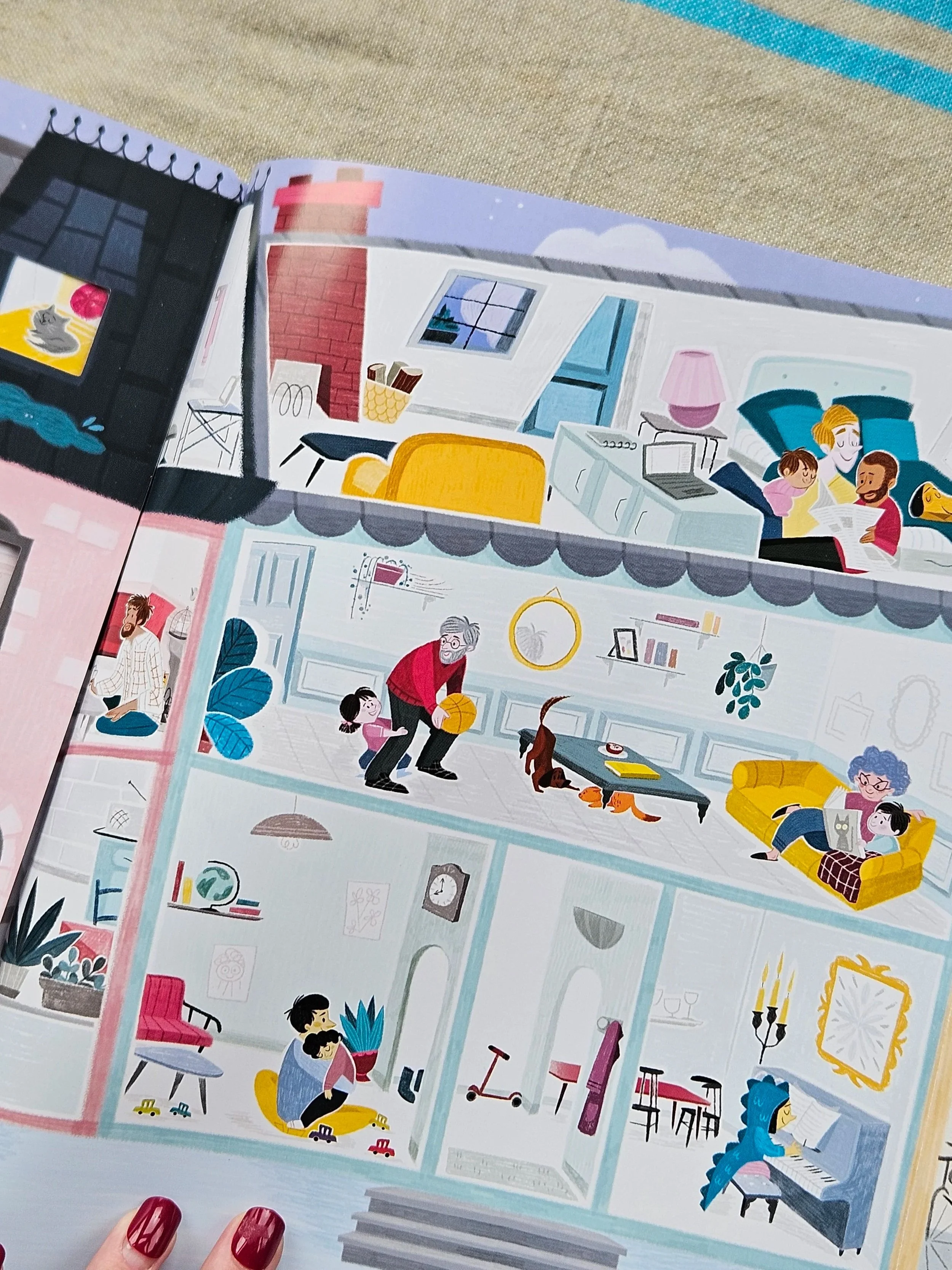in+every+house+detail+2.jpg