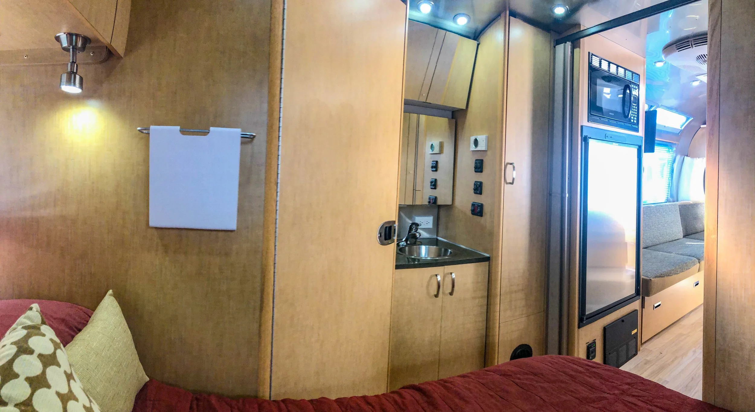 20210715-bedroom1.jpg