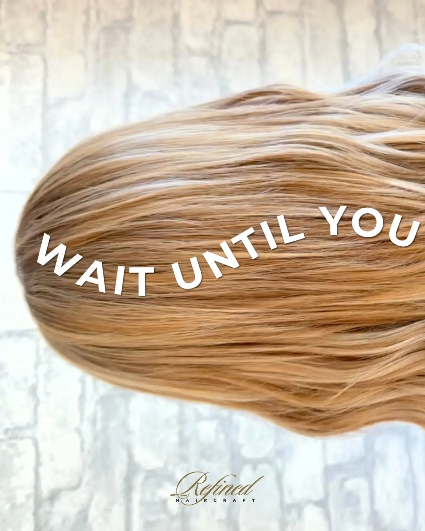Can we take a moment for this transformation?? 😍

This client came to us with extensions that hadn&rsquo;t been installed properly and needed a fresh start.

We corrected the install
Refreshed her color
And created this gorgeous blend.

Soft waves, 