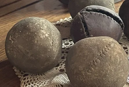 Childrens' baseballs