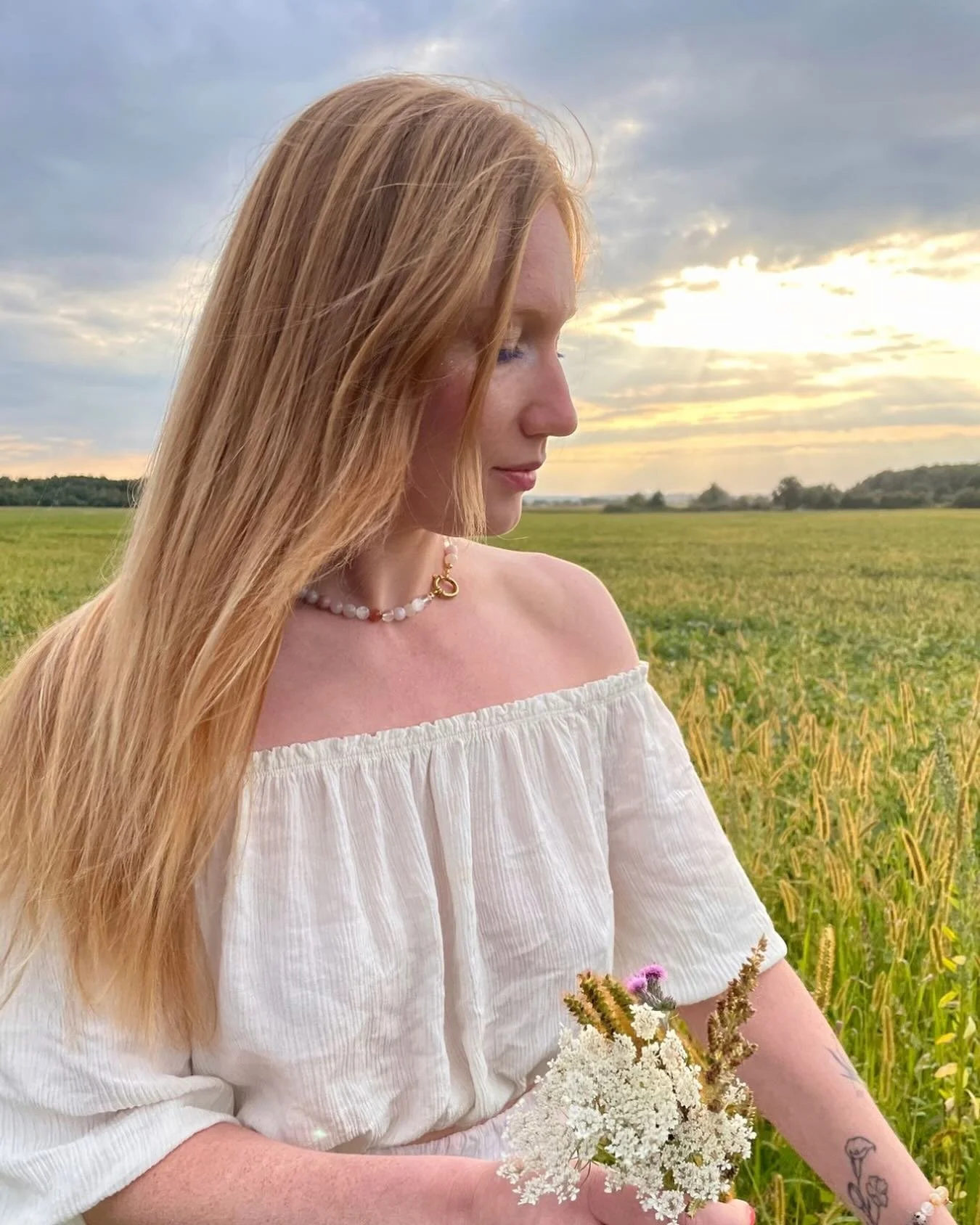 💫 Aujourd&rsquo;hui je f&ecirc;te mes 35 ans. 
Voici 20 faits sur moi 

1/ Je n&rsquo;ai pas peur de la mort, je travaille tous les jours avec et m&ecirc;me avant &ccedil;a ne m&rsquo;a jamais effray&eacute;. Depuis toujours on m&rsquo;a appris que 