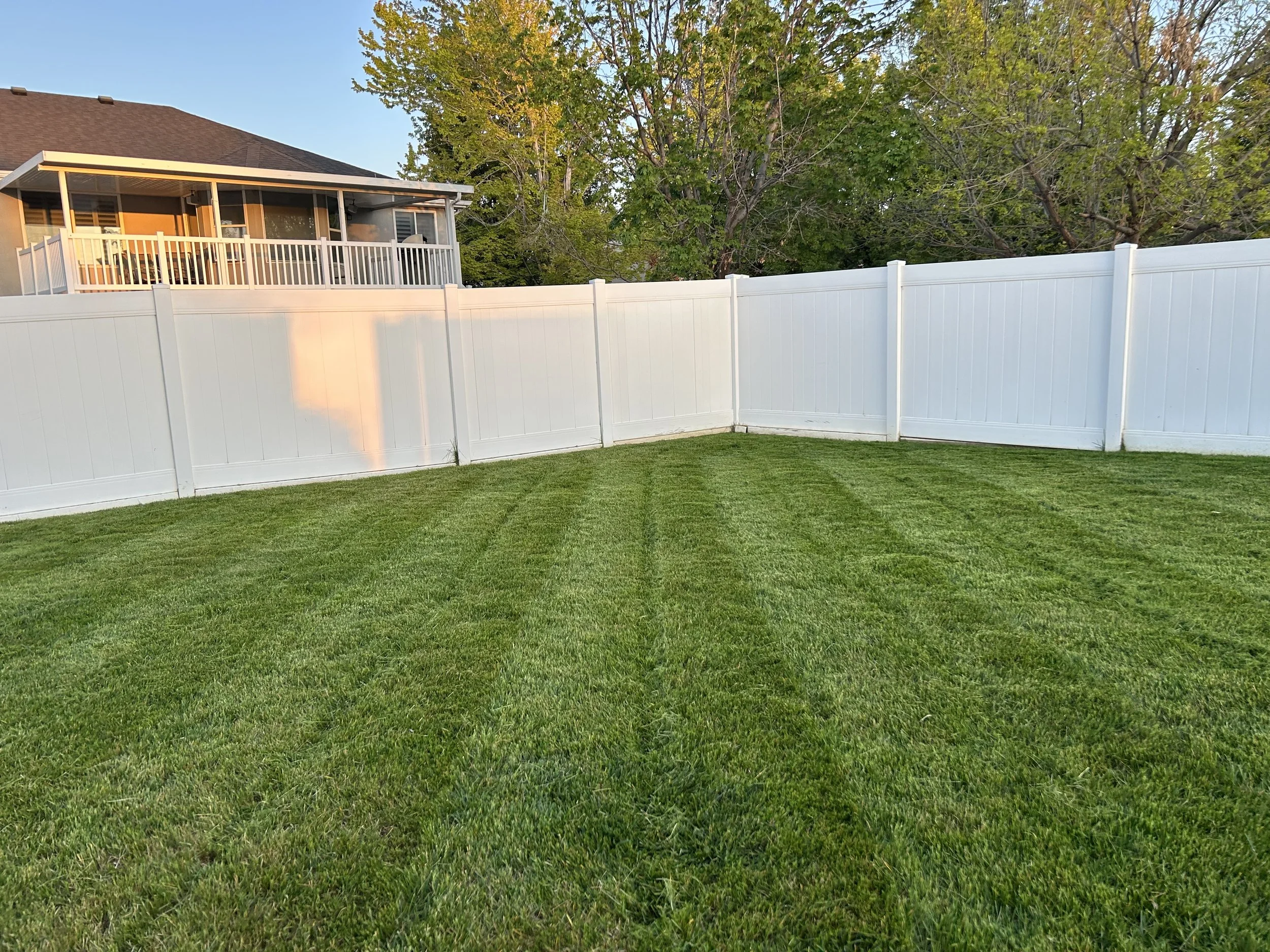 Landscape company providing expert mowing and edging services in Bountiful, Utah