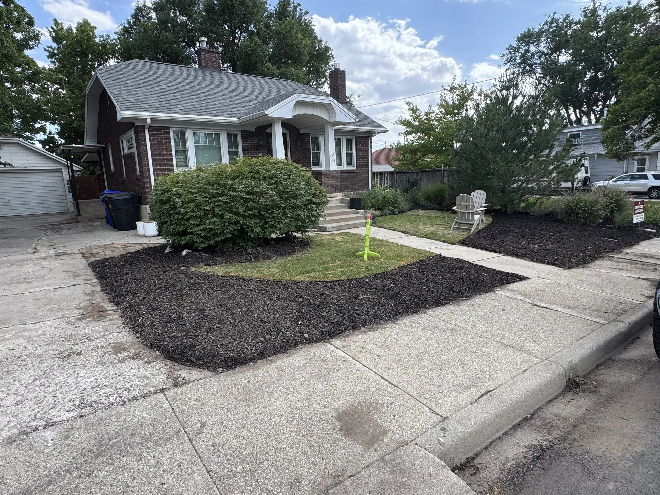 New front yard mulch landscape design installed in Bountiful, Utah