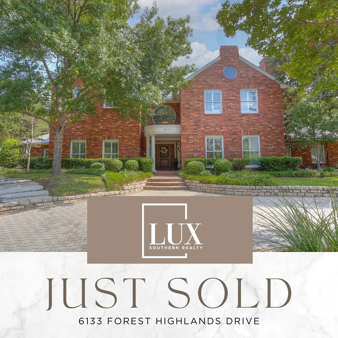 Under contract in 3 days 🥳 So excited for my sellers!!!! It was an absolute pleasure working with @idaduwe_olsen with the @duweolsengroup 🥰 I know your buyers are going to love this gorgeous home 🏠 #luxsouthernrealty
