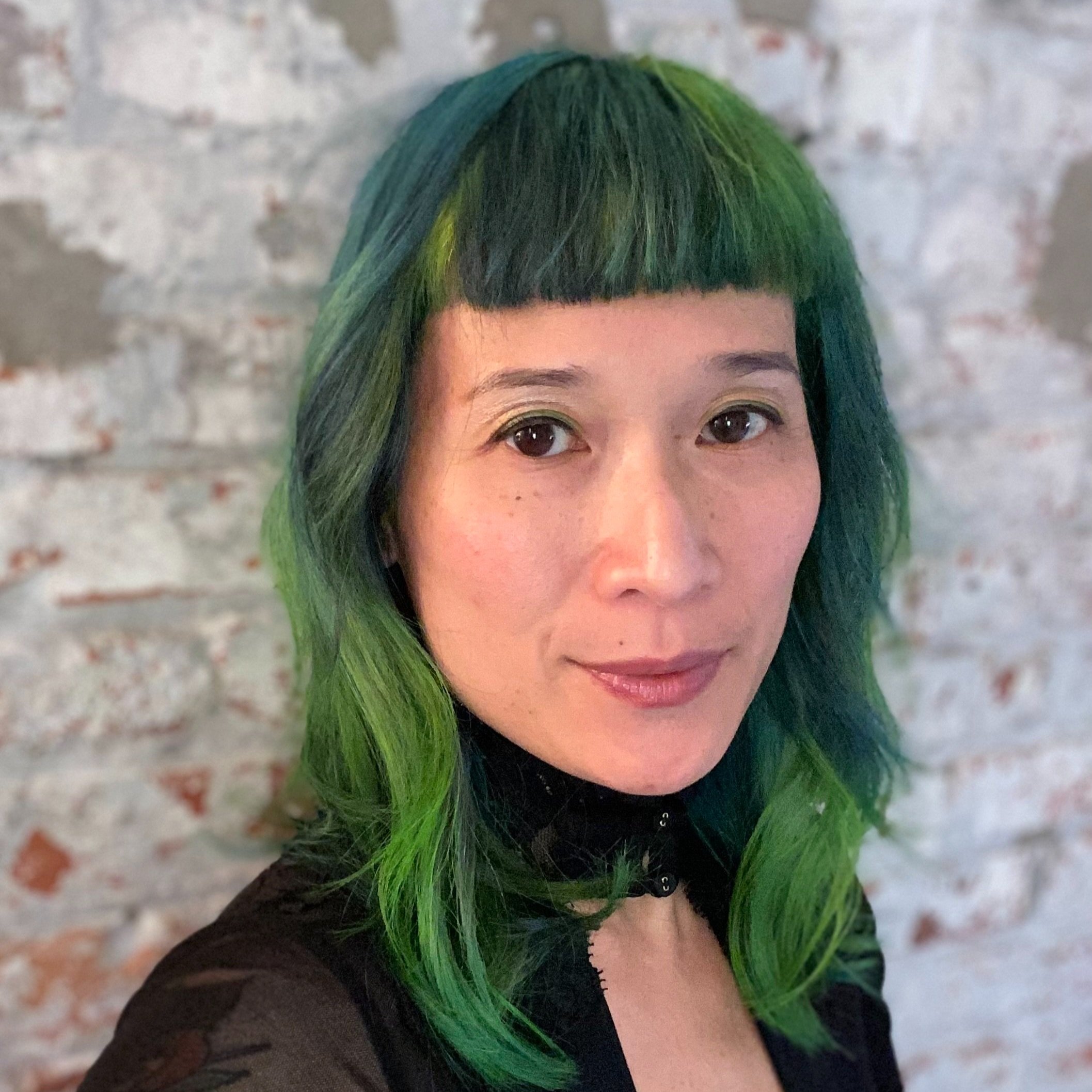 Virginia Nguyen, Xi Xon