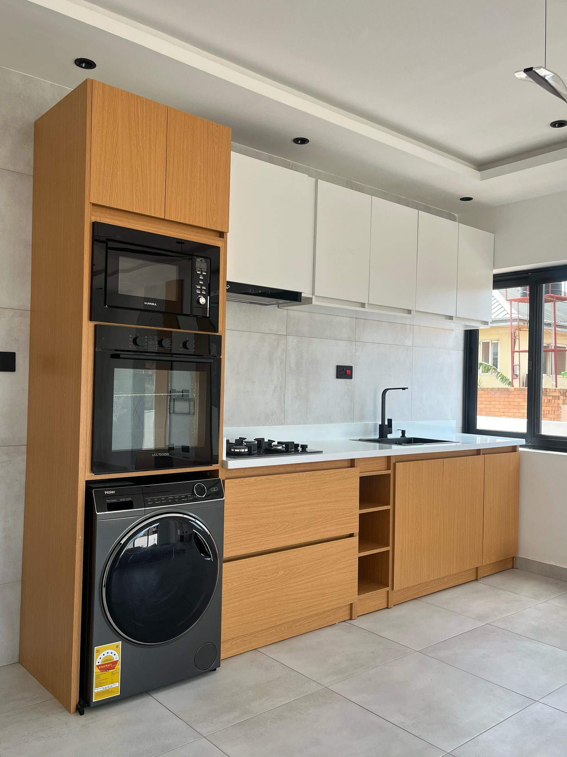 uno_kitchen.jpeg