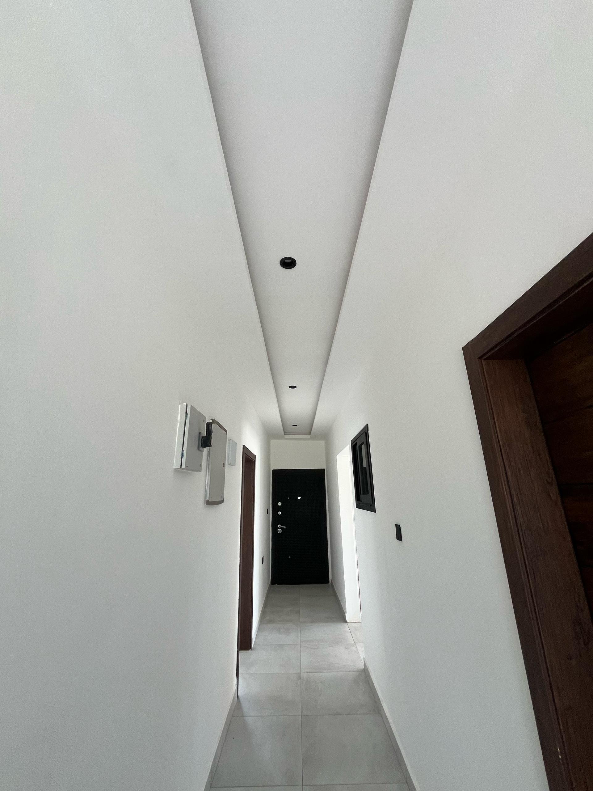uno_hallway.jpeg