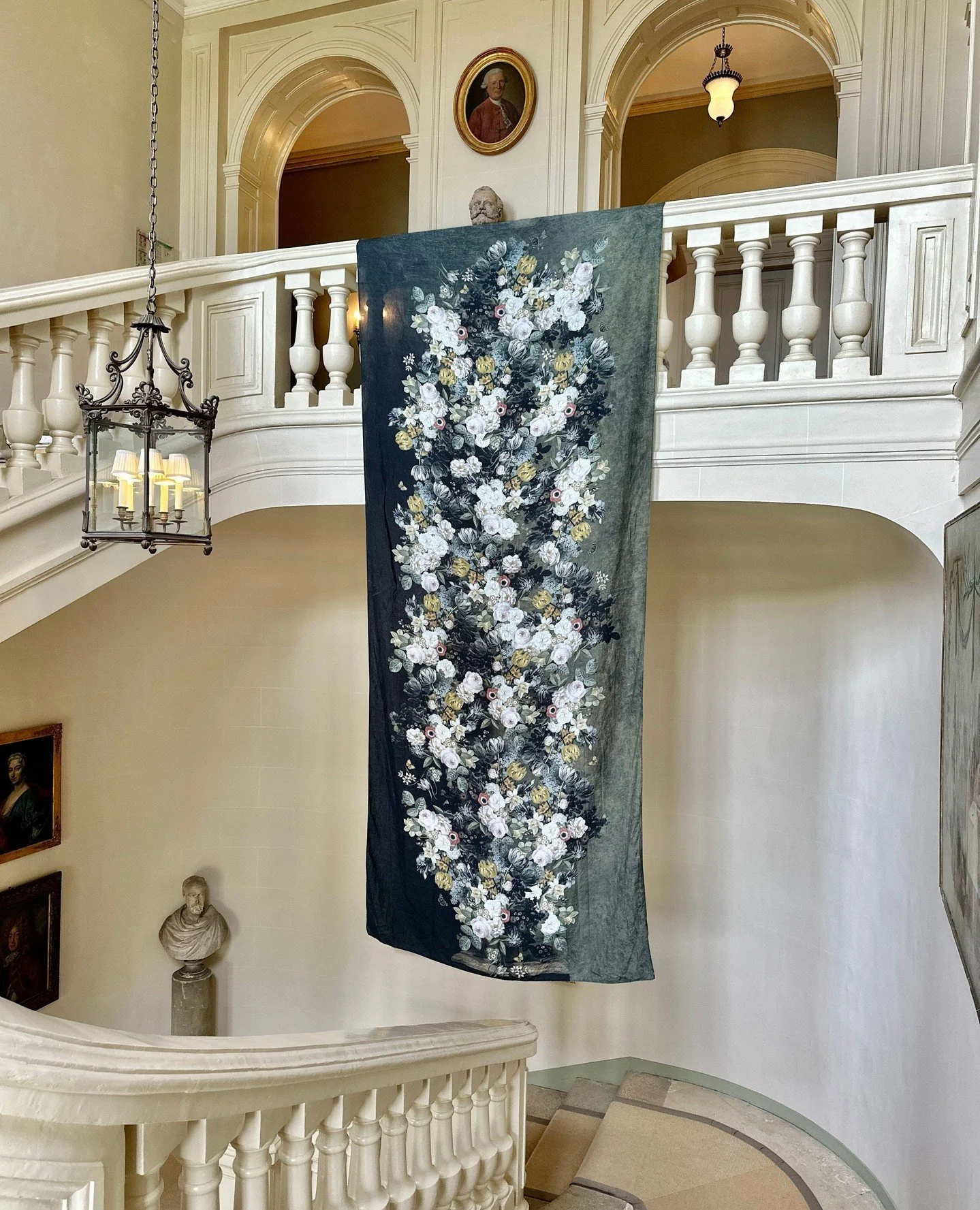 Summerill & Bishop Linen Tablecloth