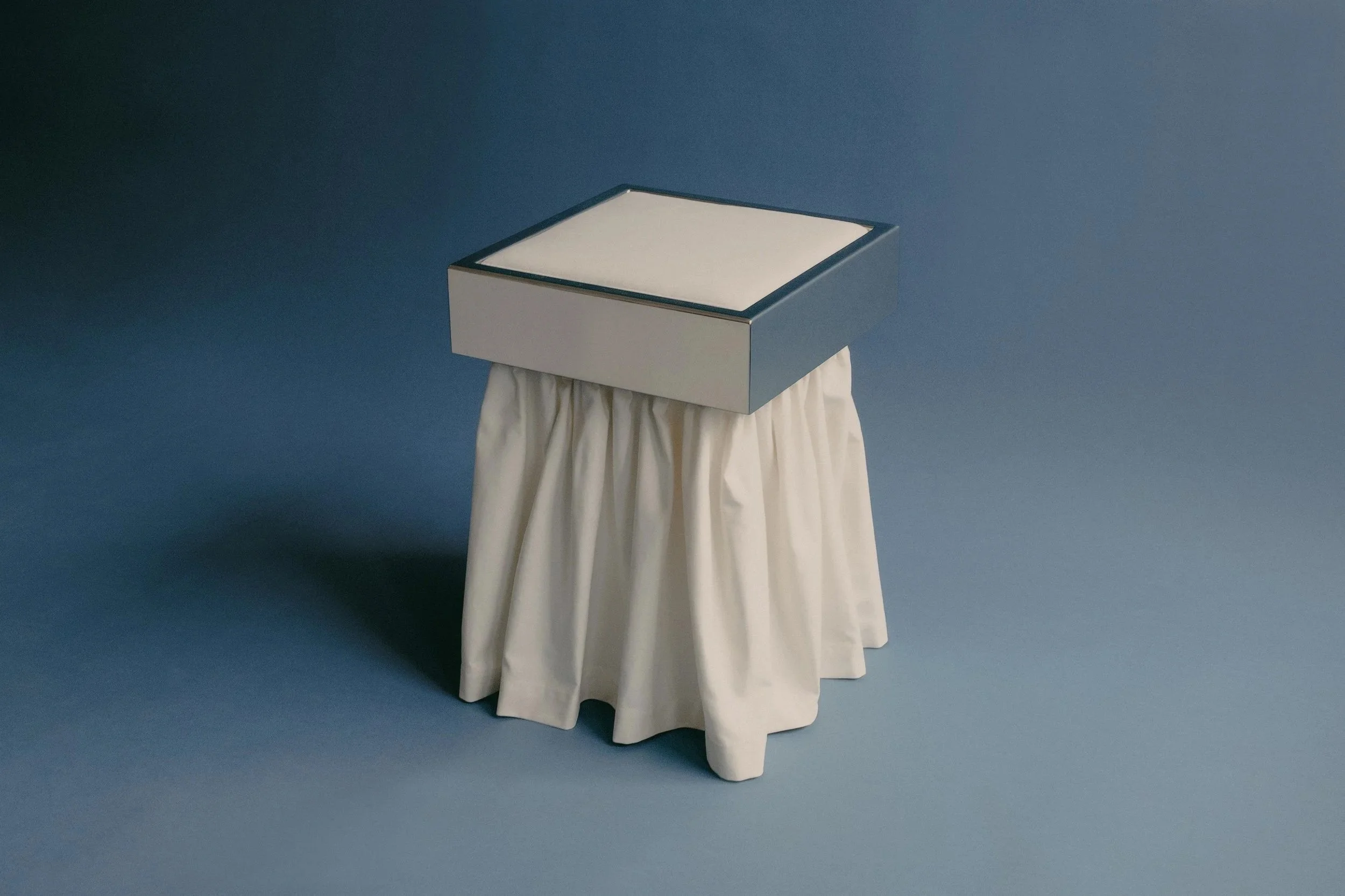 Georgia Merritt Stool with Valance