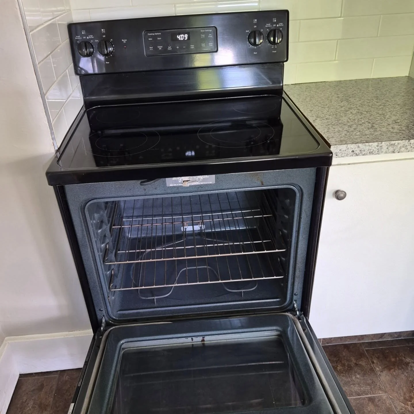 Move in ready!! ✨️

#BoiseIdaho #MoveInReady #HomeCleaning #DeepCleaning