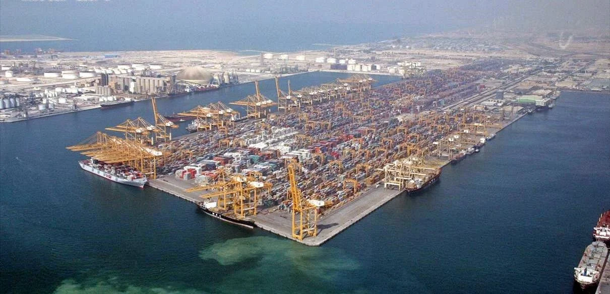 UAE Free-Zone Re-Export Mechanics for Used Clothing: What Buyers Need to Know