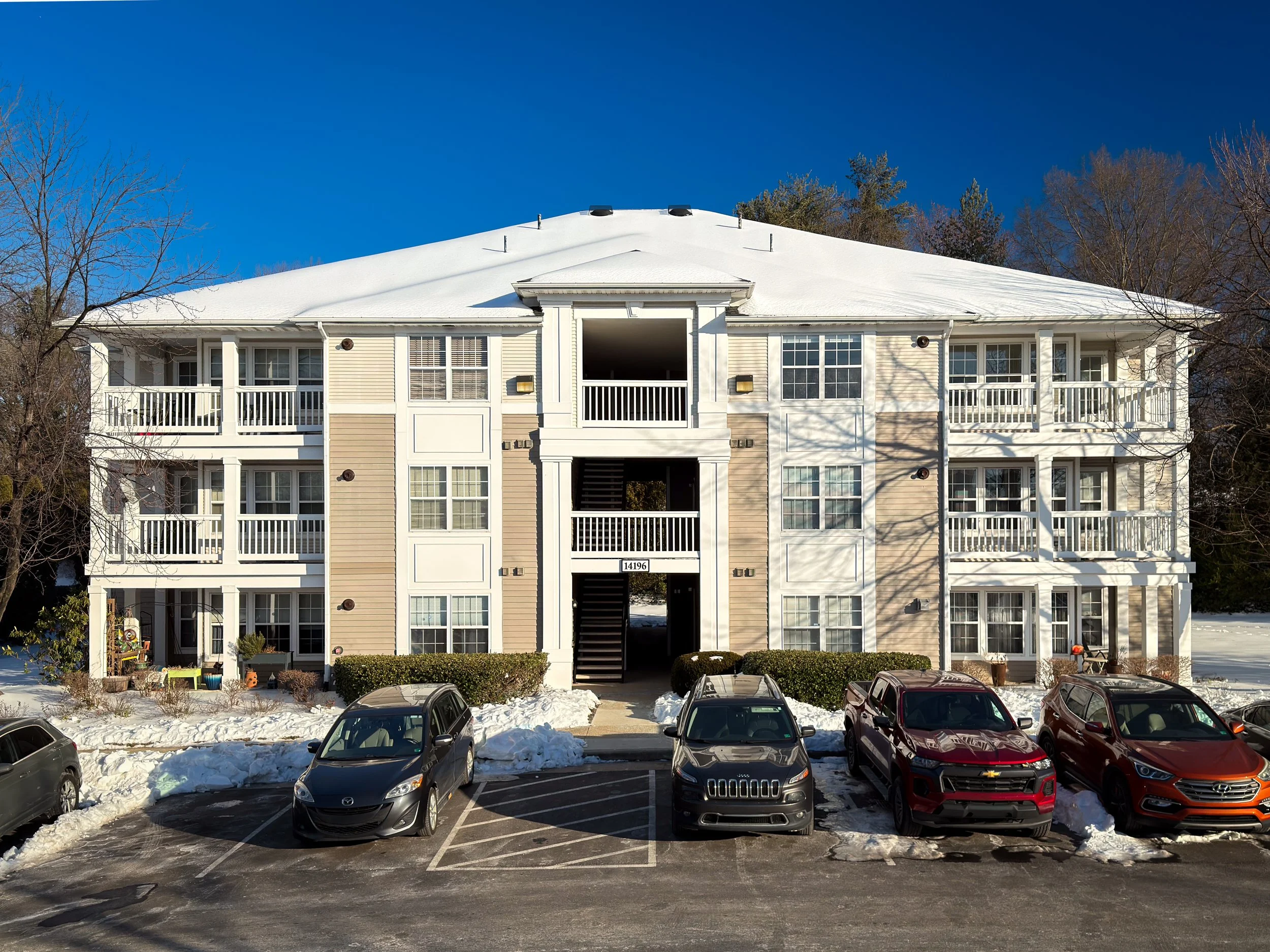 14196 Cuddy Loop APT 304, Woodbridge, VA