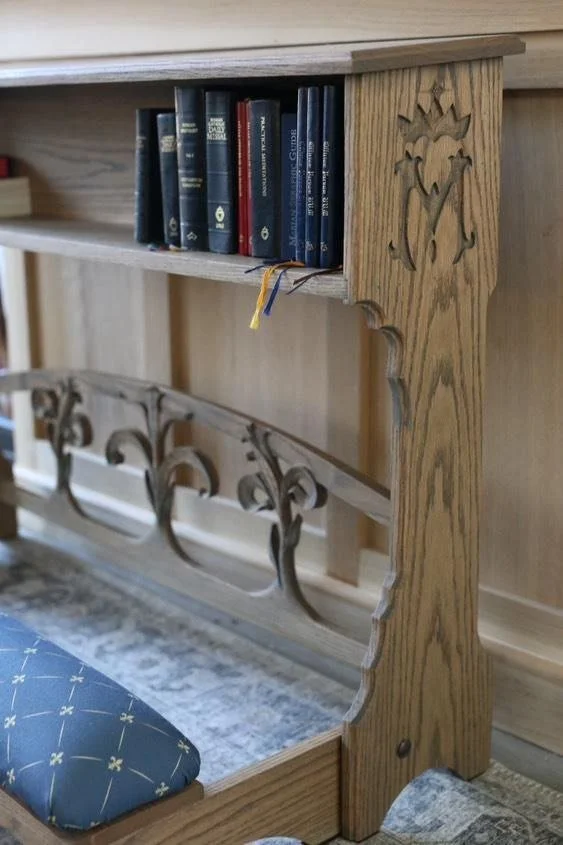 Custom Handcarved Marian Prie Dieu