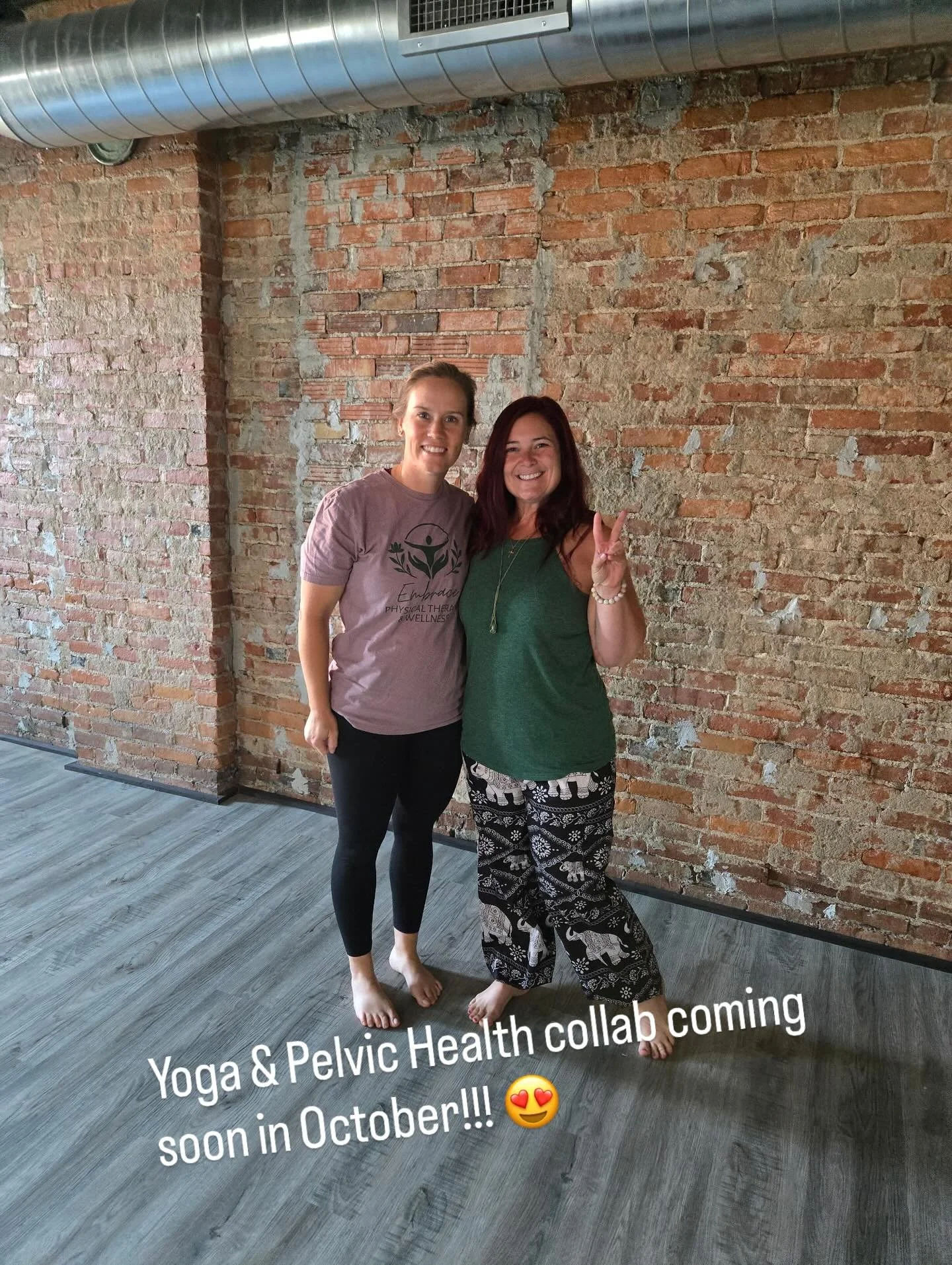Attended Balanced Souls Yoga class this morning in town at The Parlor Salon &amp; Spa! A calming and refreshing start to Monday morning AAAAAAAAANNNNNNND a collaboration coming in October!! Keep those calendars open for October 19th to get a little p