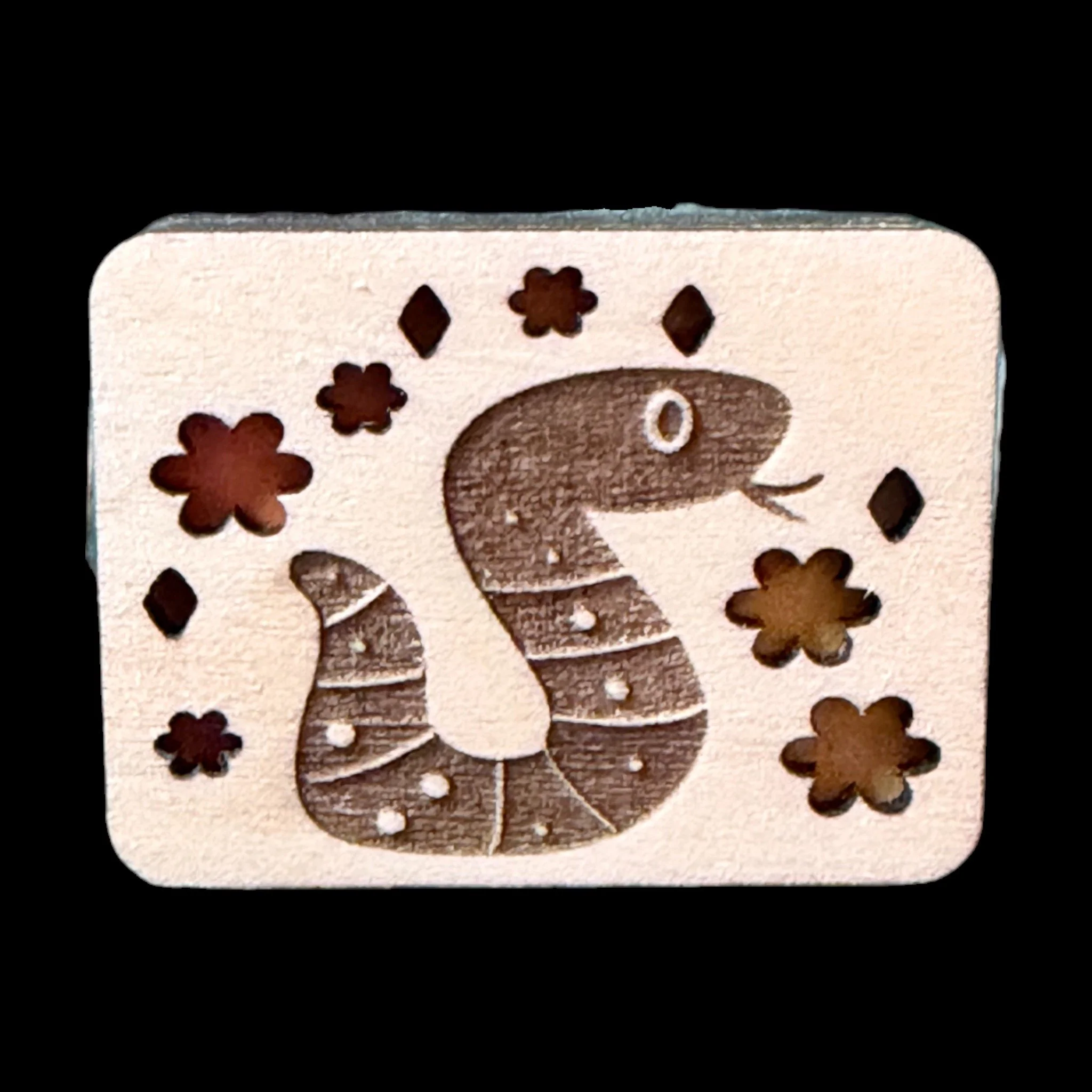 Snake with cutouts – Handcrafted Engraved Wooden Mahjong Tiles - Various Sizes
