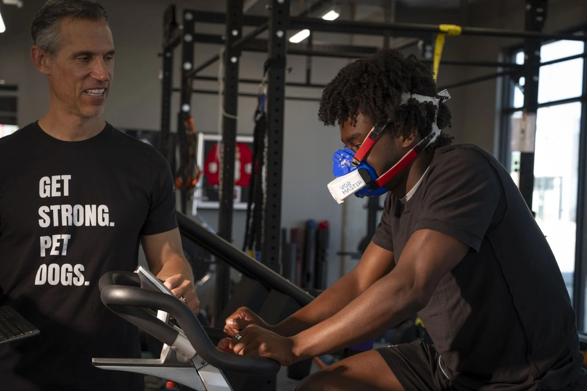 Training Smarter With VO₂ Max: Zones, Thresholds, and Breaking Through Plateaus