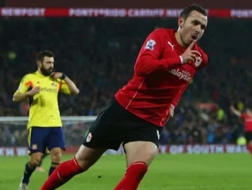 Jordan Mutch playing soccer