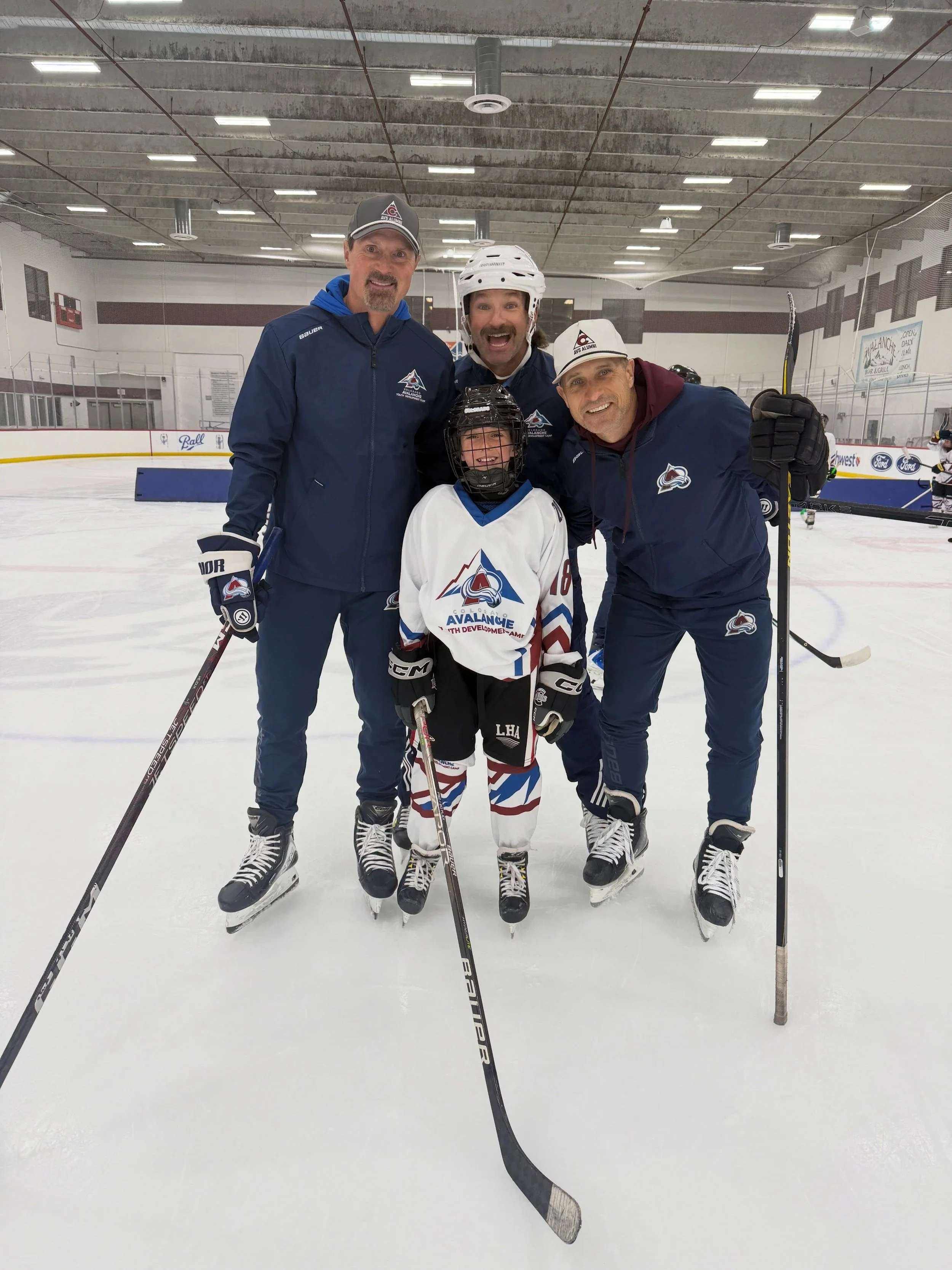 Thank you @avalanchecommunity for allowing me to coach at the Youth Development Camp this weekend! Addy and I had an incredible time! This wasn&rsquo;t unforgettable experience for all of the kids! The current Avs players, alumni and youth developmen