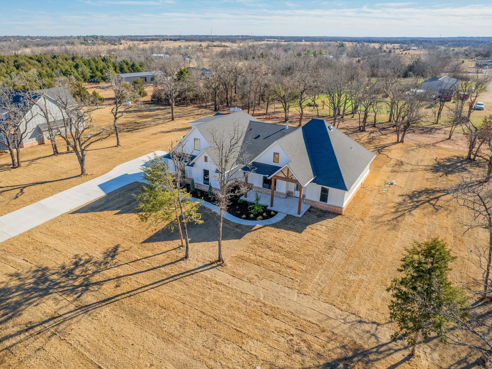 21200 Reserve Circle-61.jpg