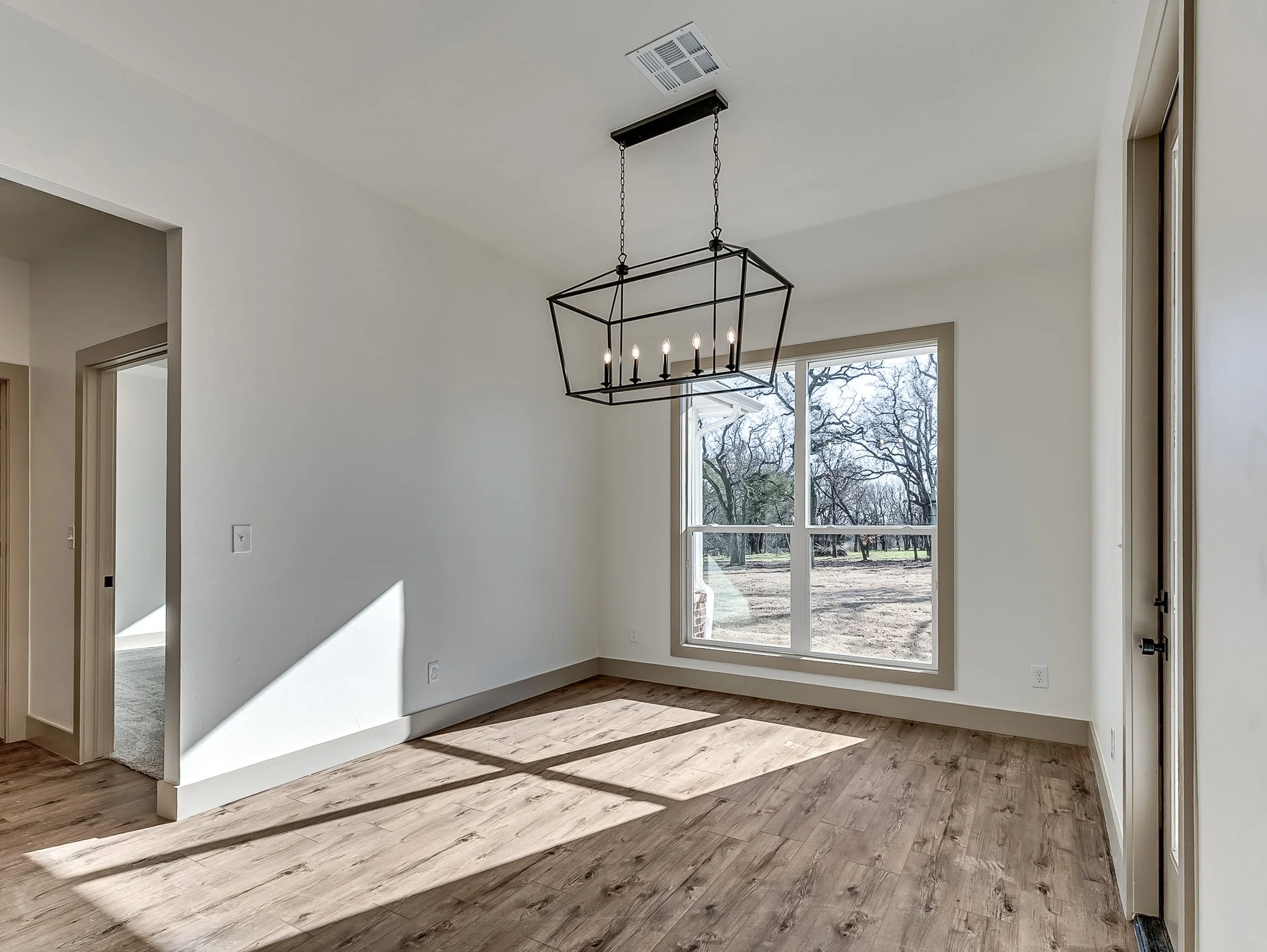 21200 Reserve Circle-28.jpg