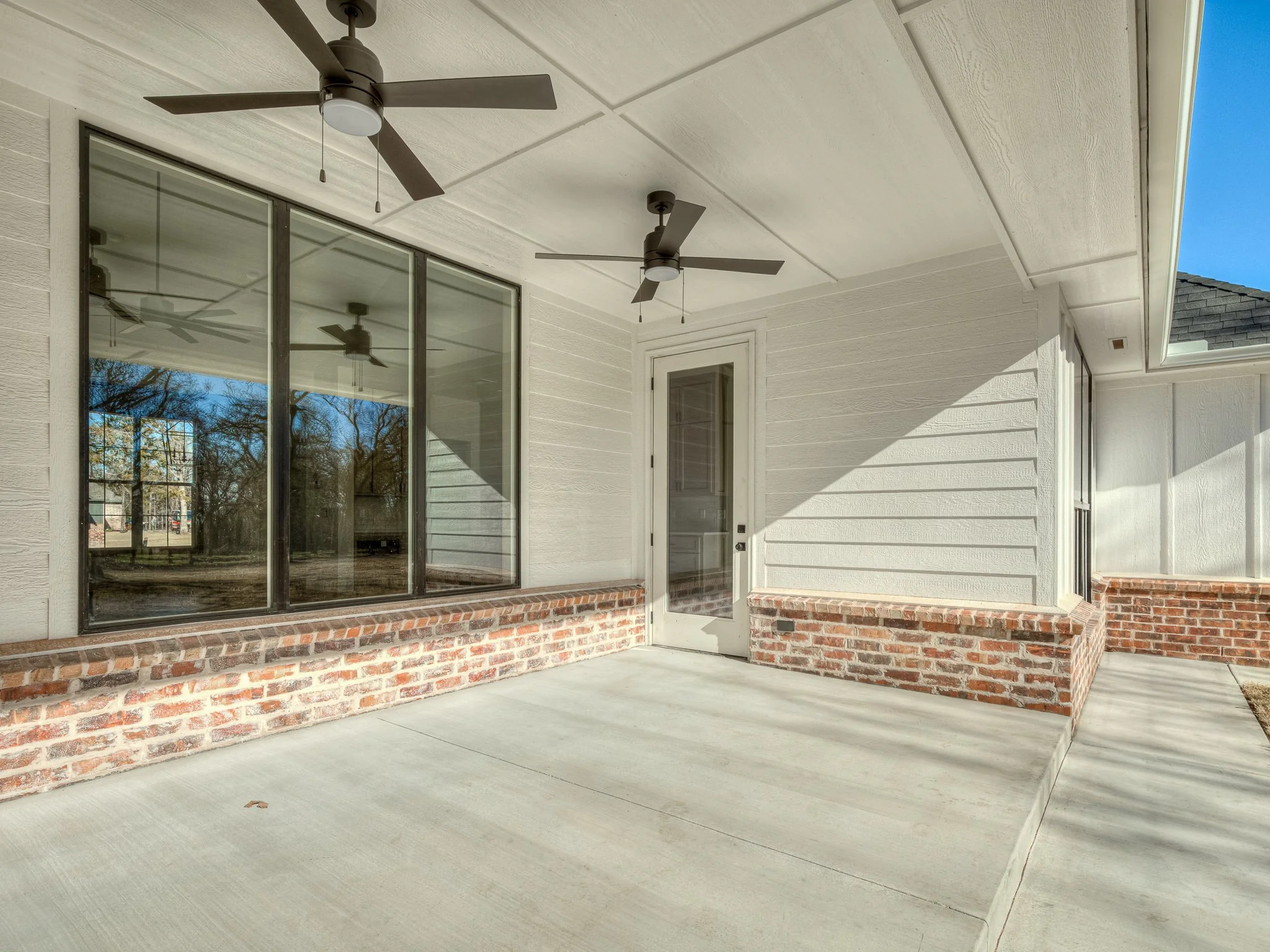21200 Reserve Circle-55.jpg
