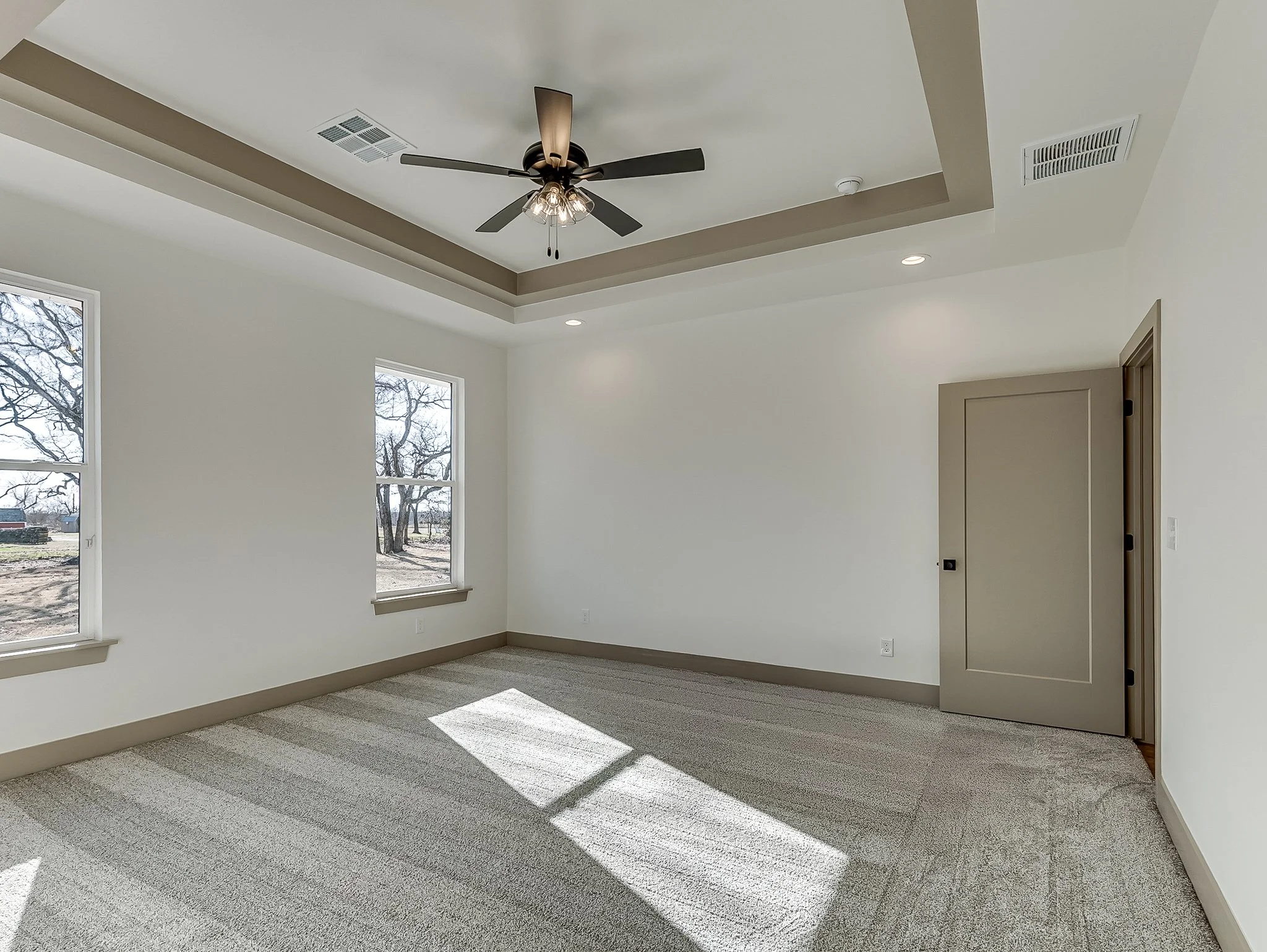 21200 Reserve Circle-34.jpg