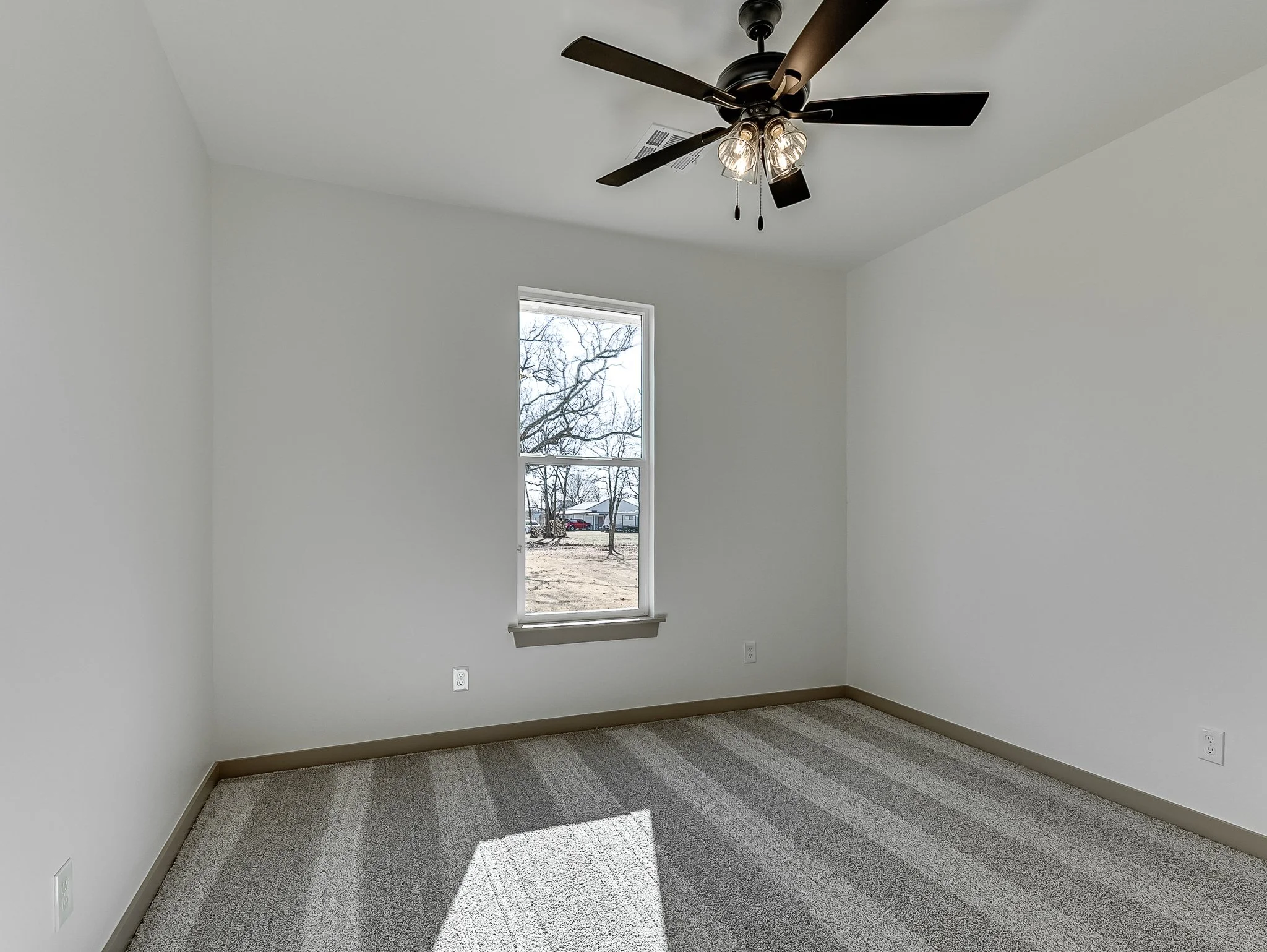 21200 Reserve Circle-45.jpg