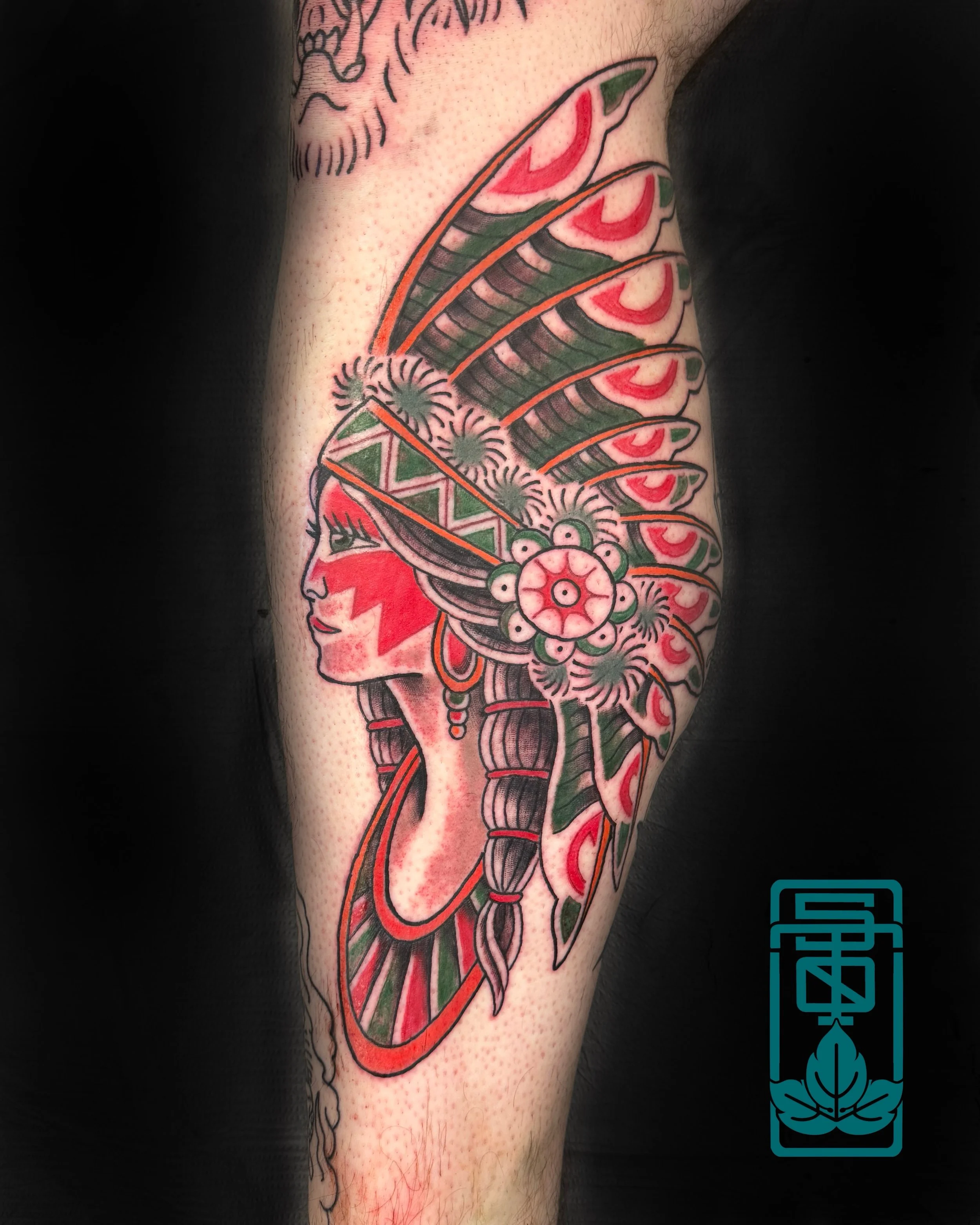 Fun one from today. One sit, about 4.5 hrs.
Thanks for the continued trust Dylan.
.
#native #ladyface #traditional #tattoo #okotoks