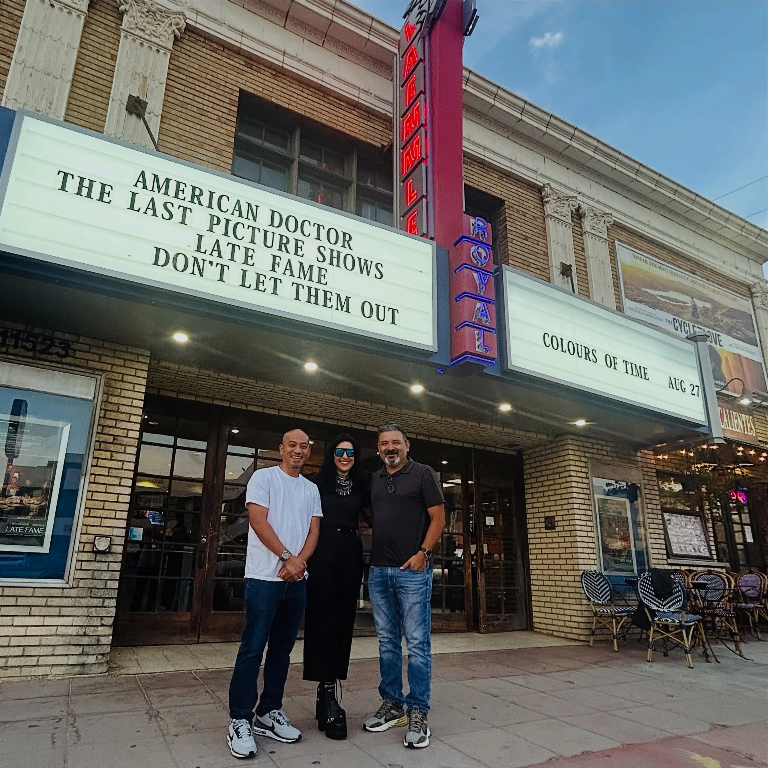 L.A. showed up for DON&rsquo;T LET THEM OUT. 🌵🎬

A great final Los Angeles screening last night at the Laemmle Santa Monica, followed by a Q&amp;A with director Lila McLaughlin and star Bonnie Root.

The DigitalFilm Tree team was proud to come out 