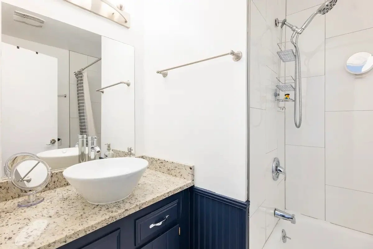 Downstairs Room Bathroom