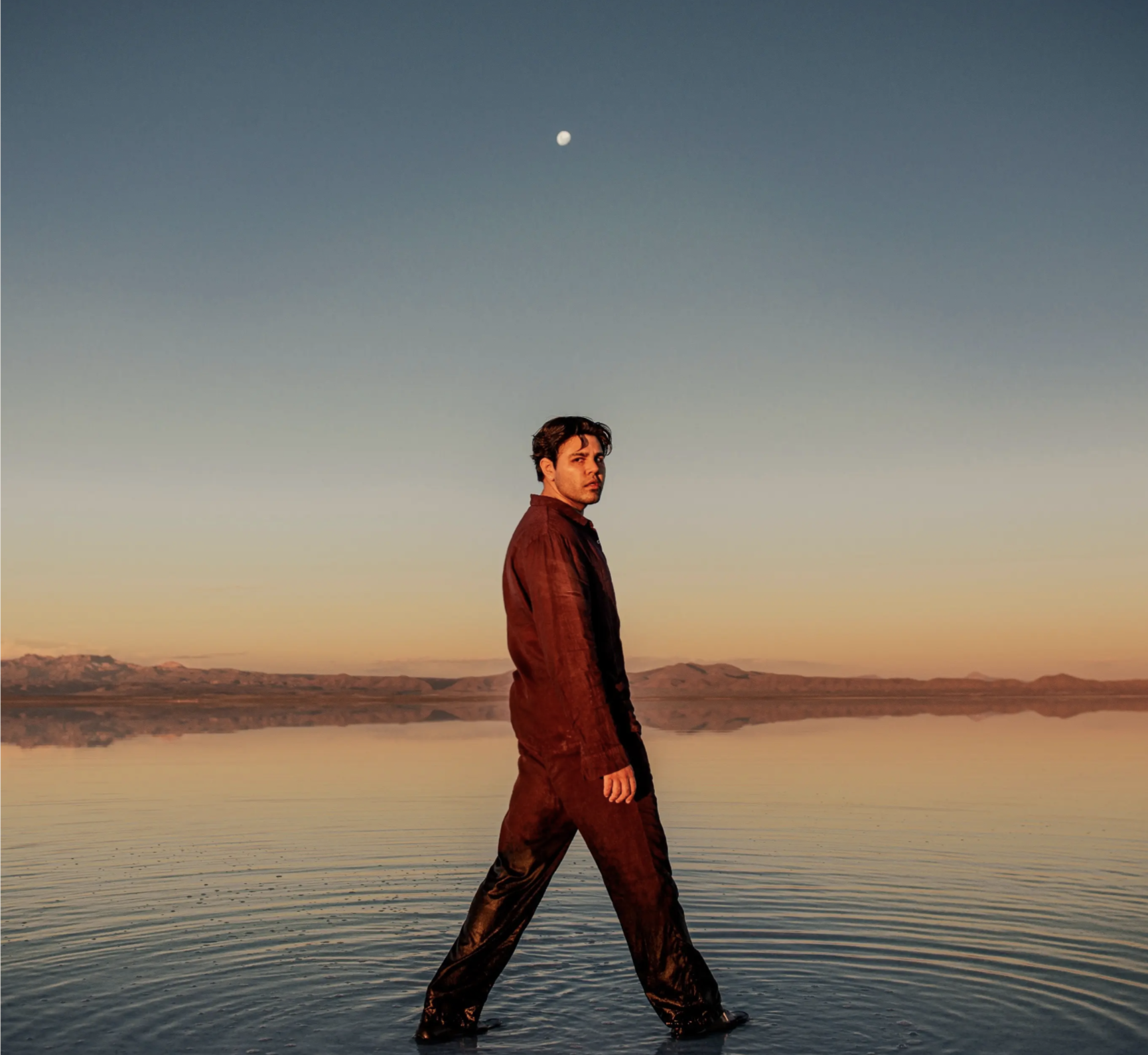 RISHI Unveils His Deeply Personal Debut Album “Treading Water” – Out Now!